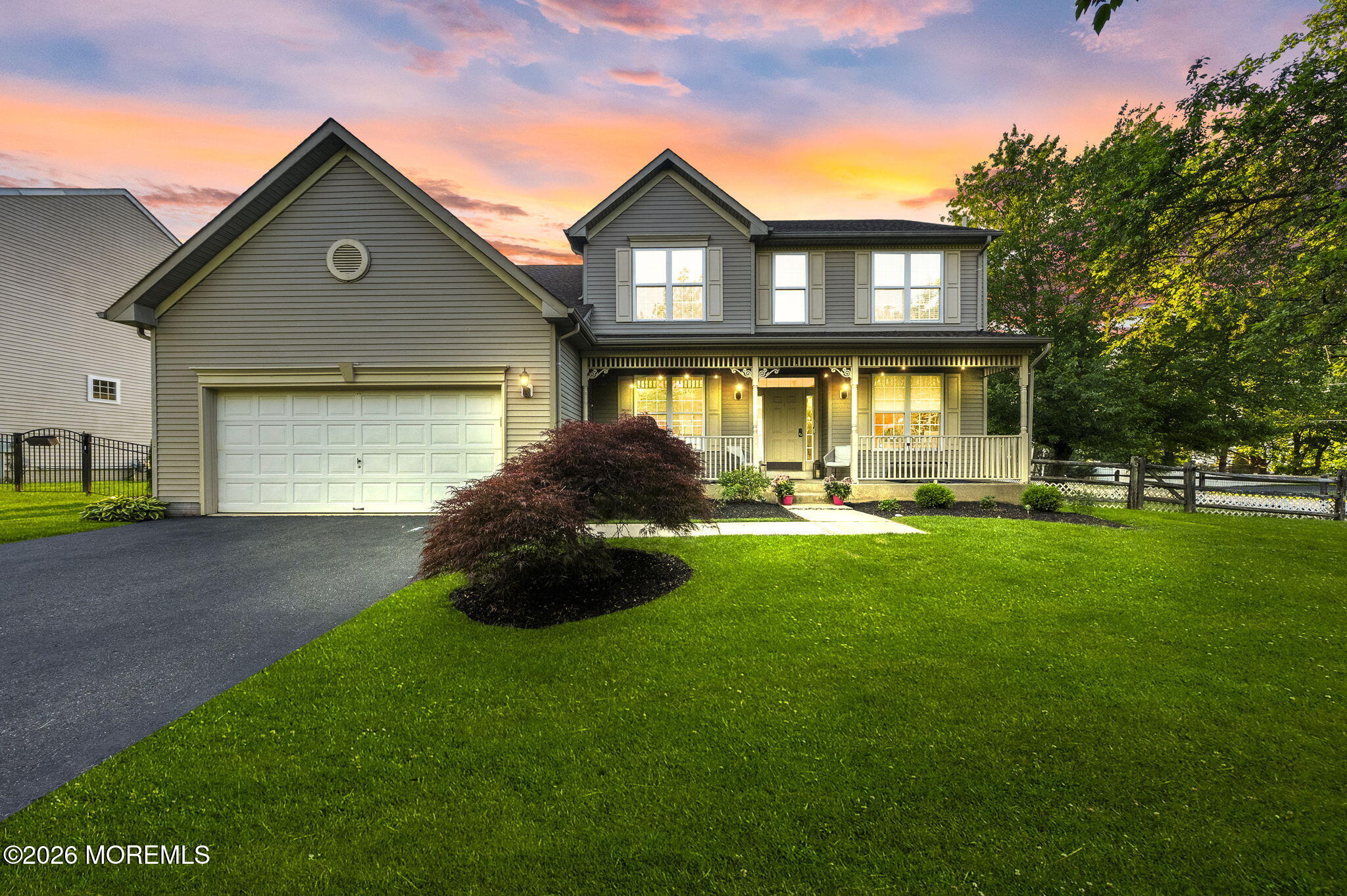 2 Stonehedge Drive