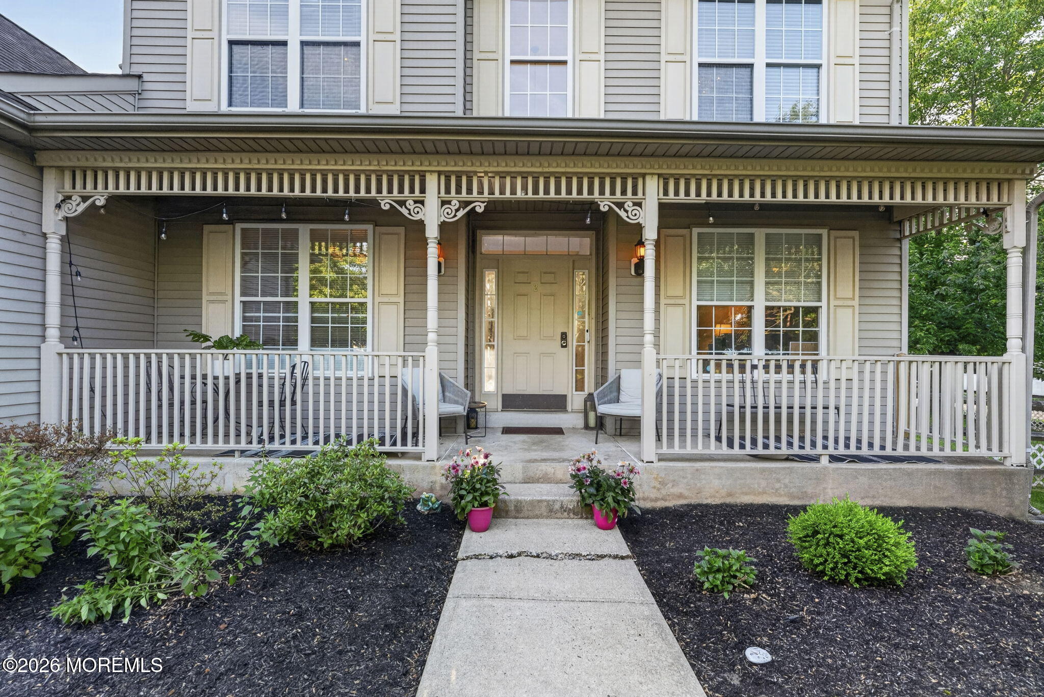 2 Stonehedge Drive