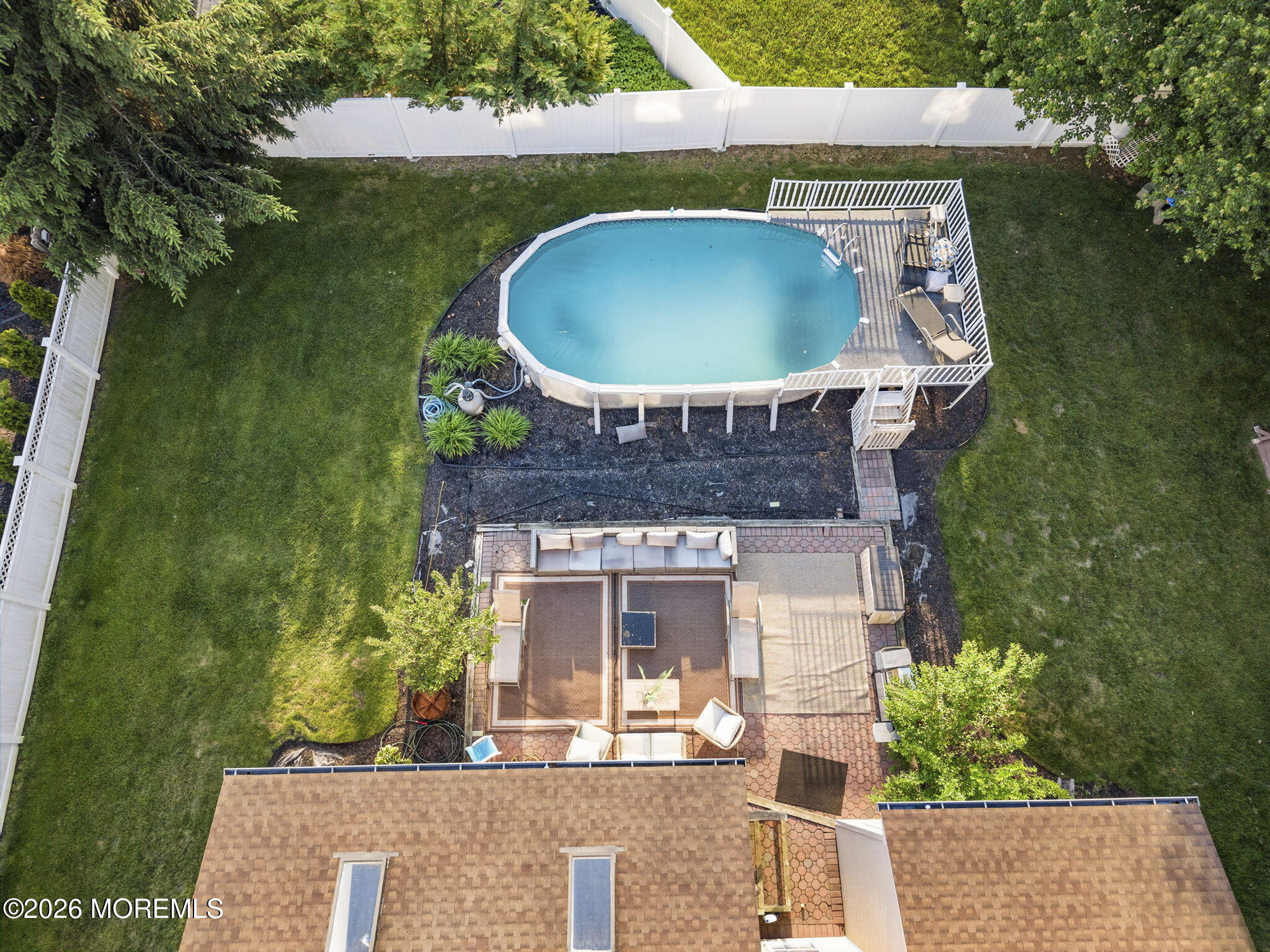 2 Stonehedge Drive