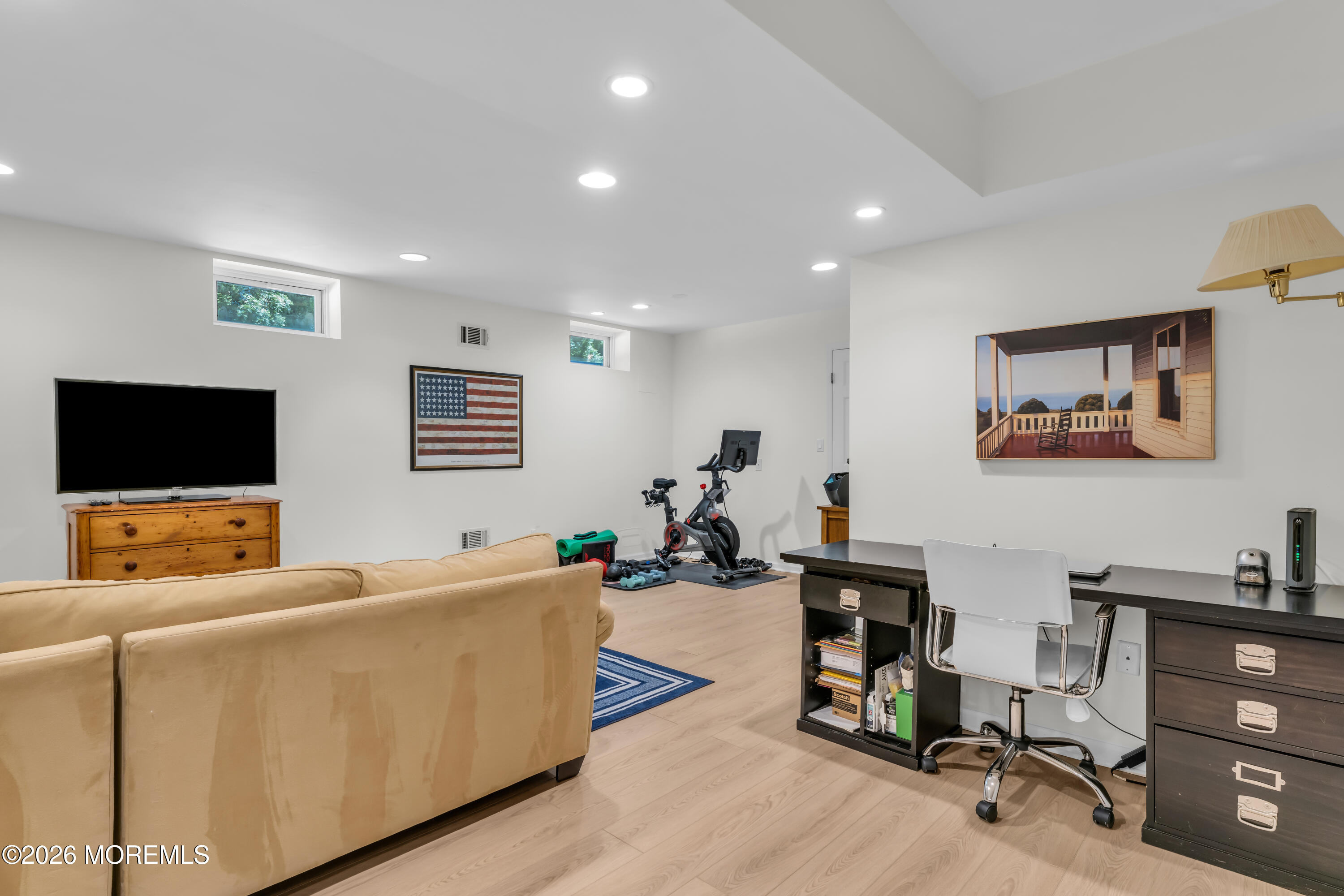 118 Hendrickson Place
