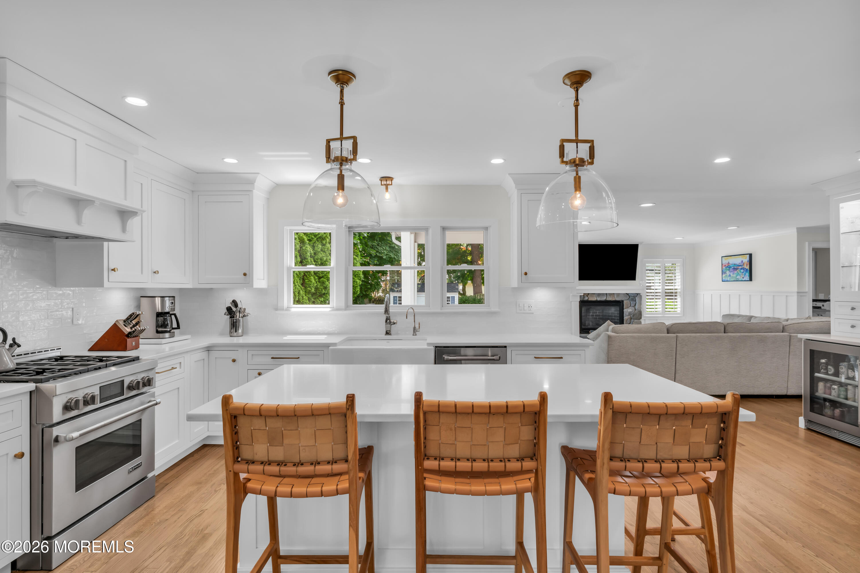 118 Hendrickson Place