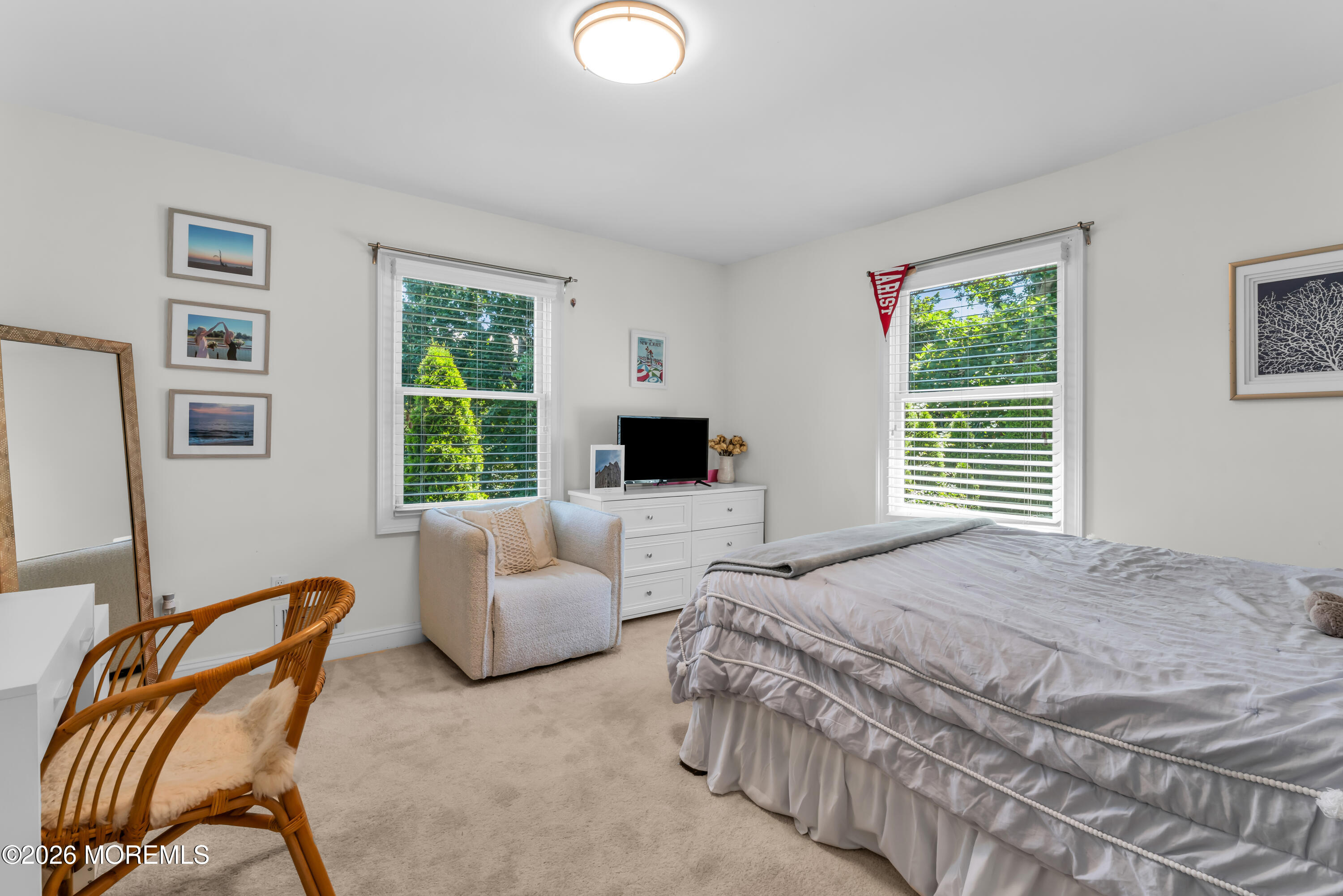 118 Hendrickson Place