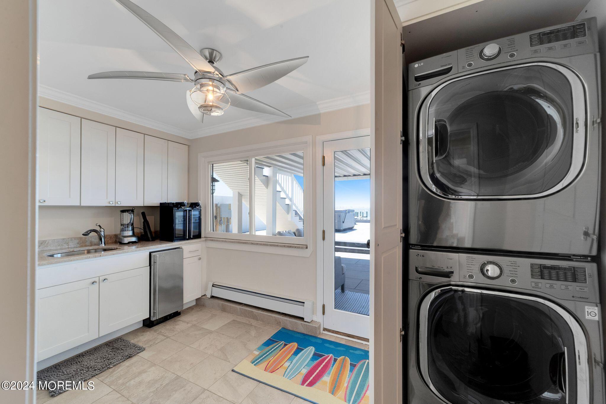 340 Bay Lane