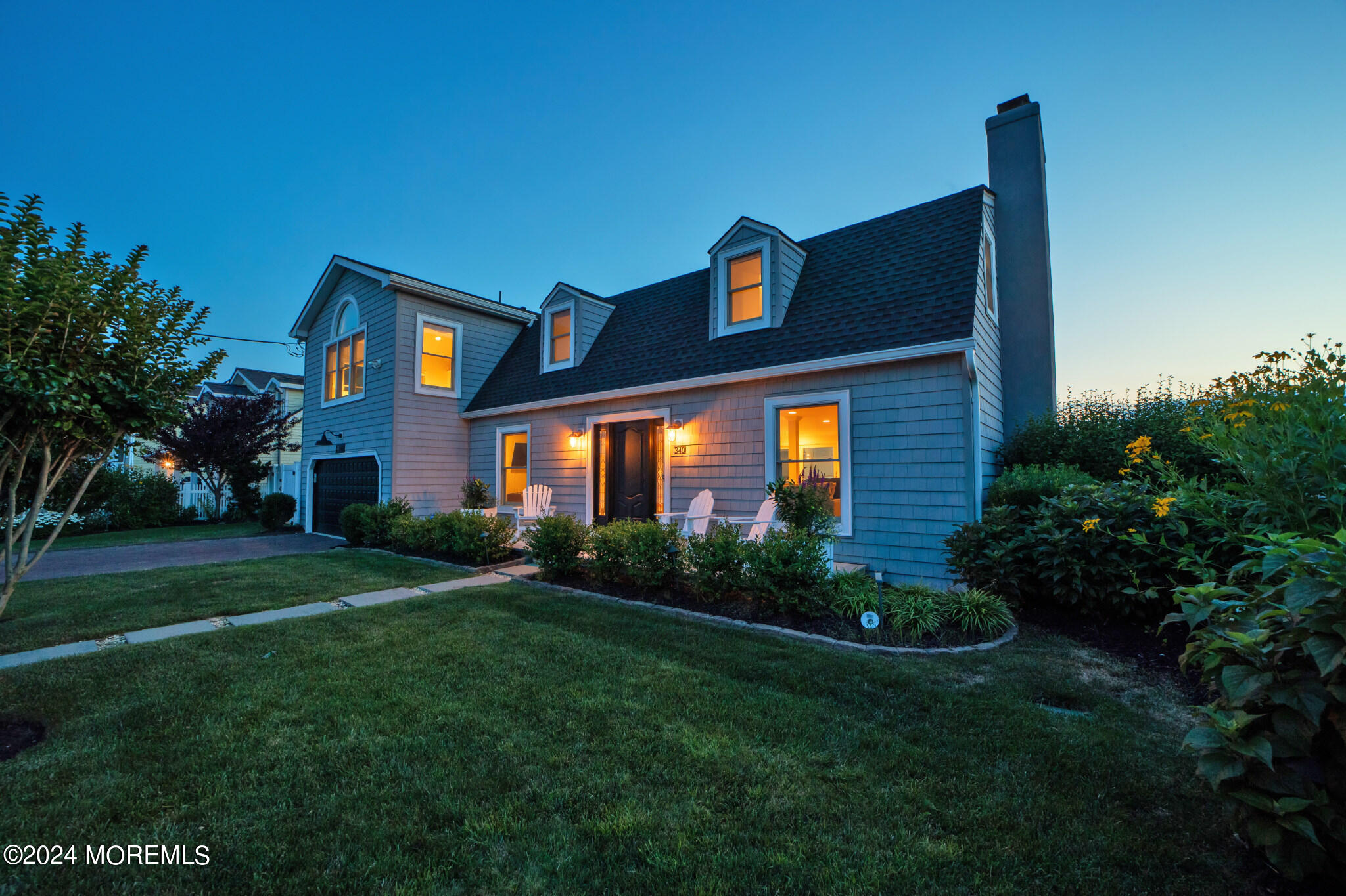 340 Bay Lane