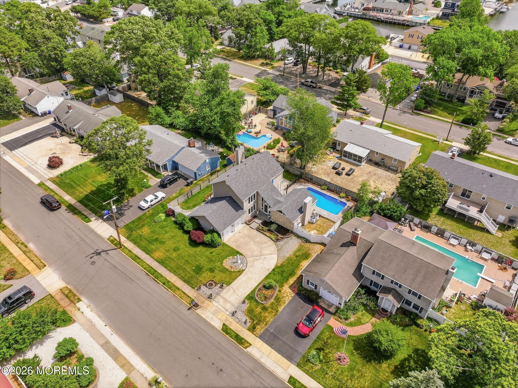 14 Scheiber Drive