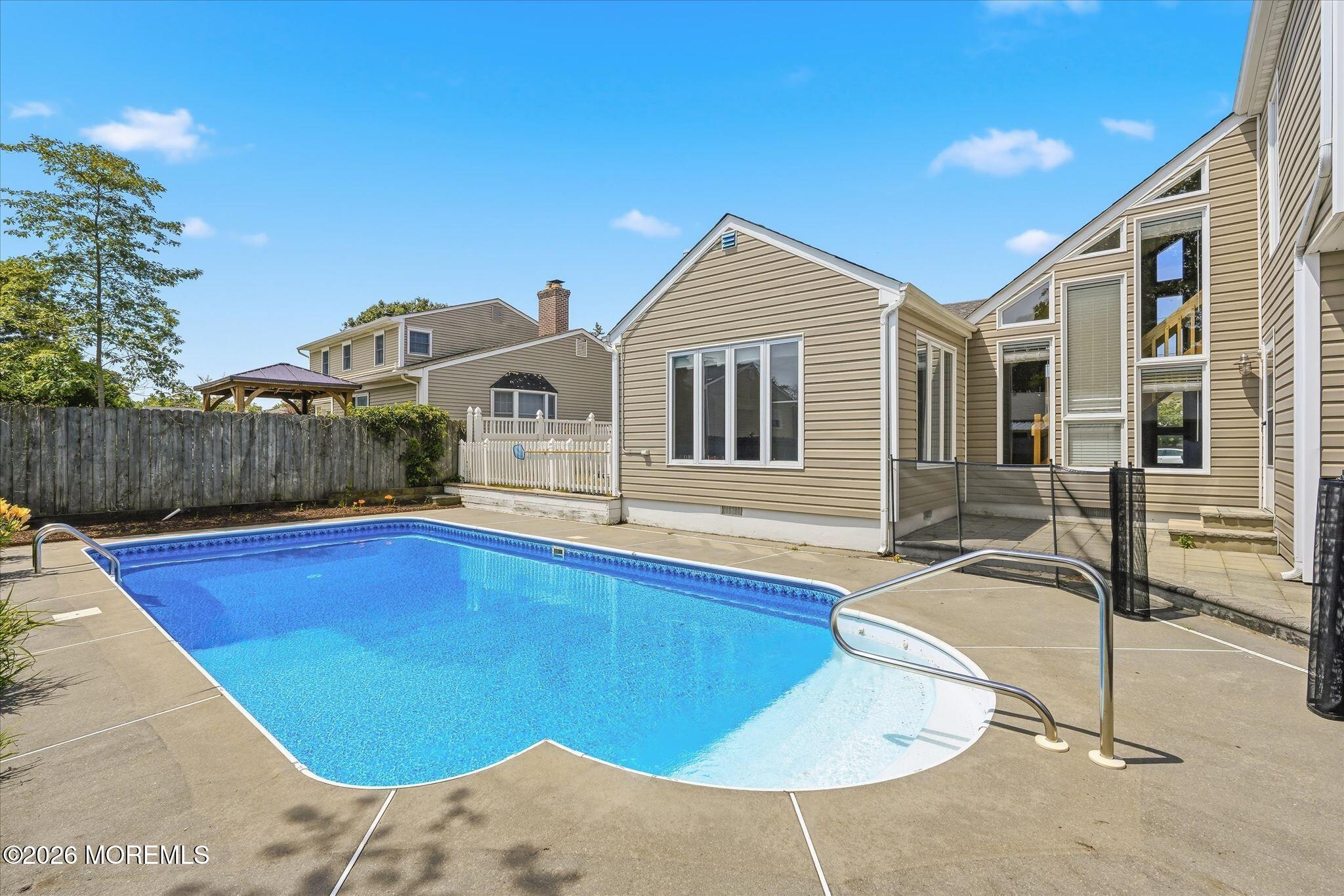 14 Scheiber Drive