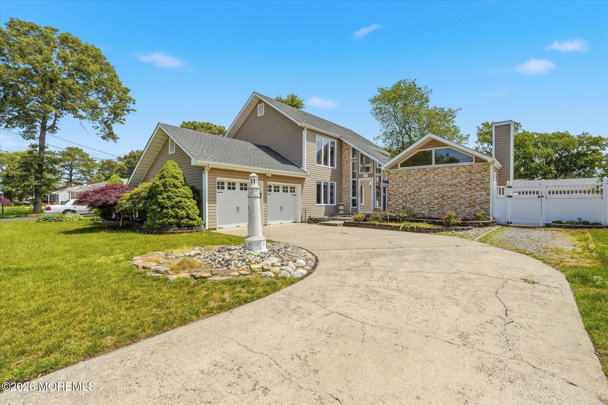 14 Scheiber Drive