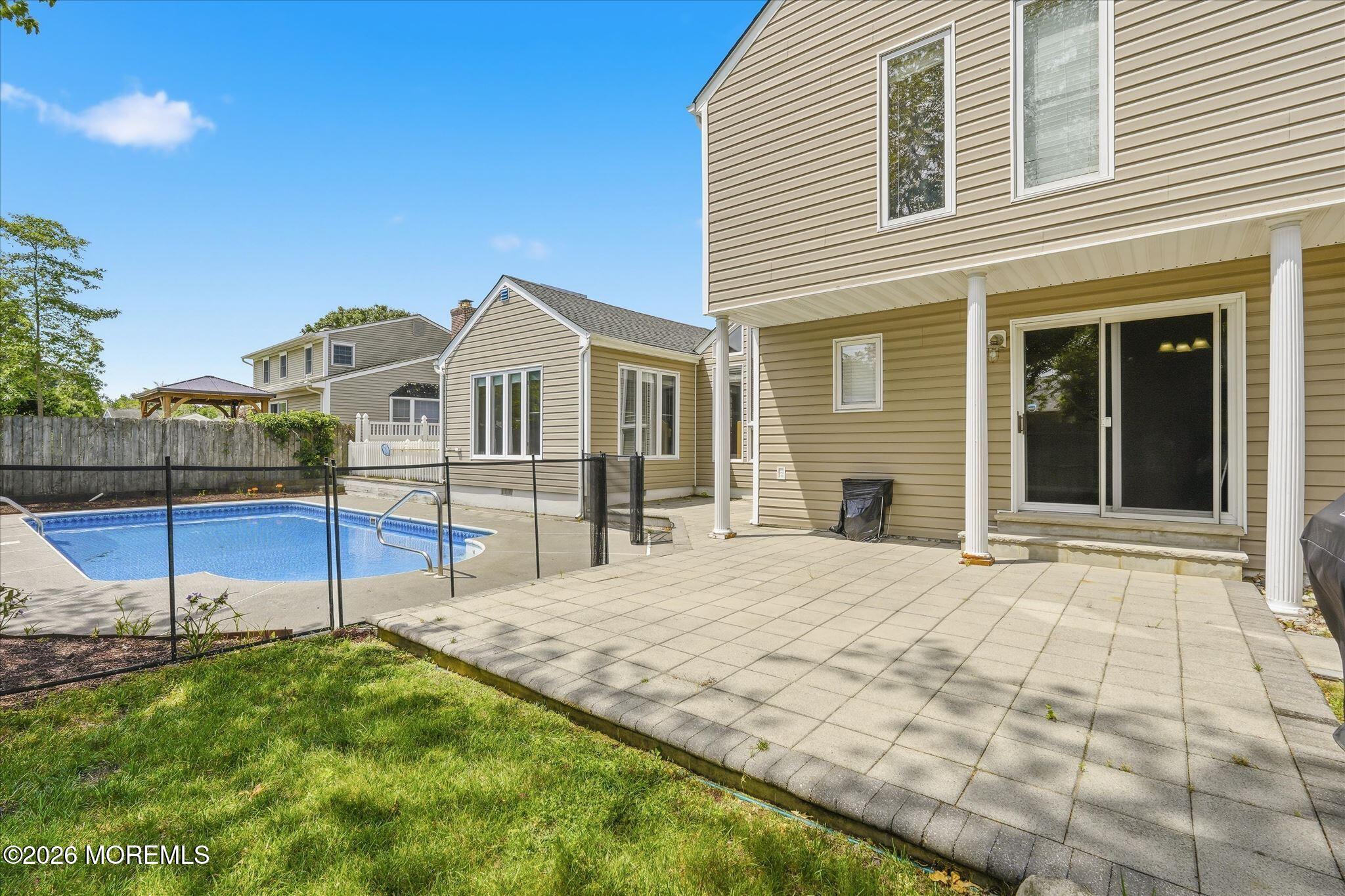 14 Scheiber Drive