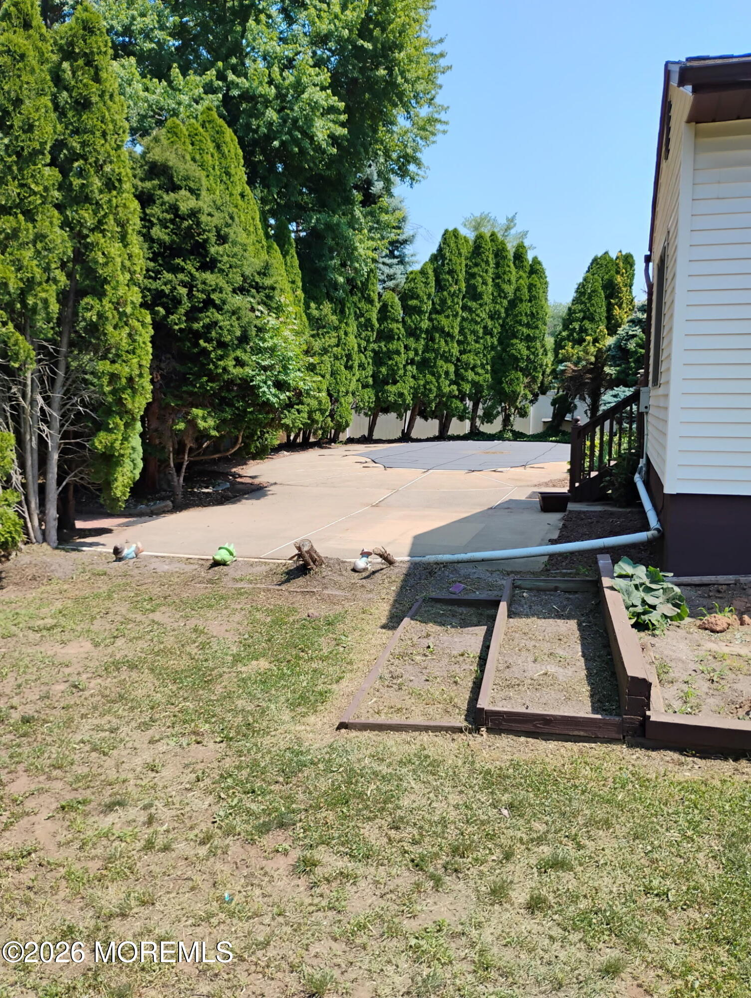 77 Schwinn Drive
