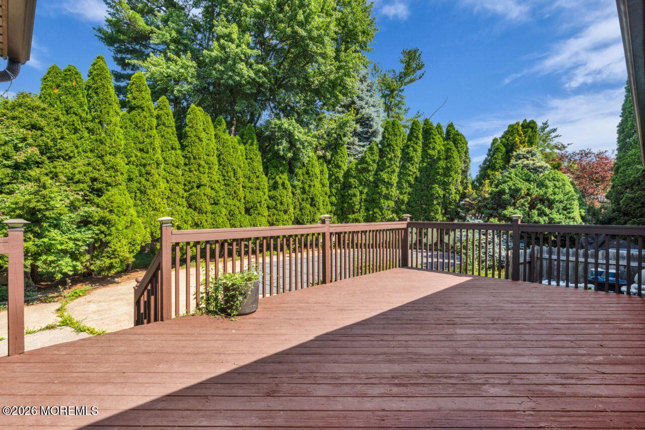77 Schwinn Drive