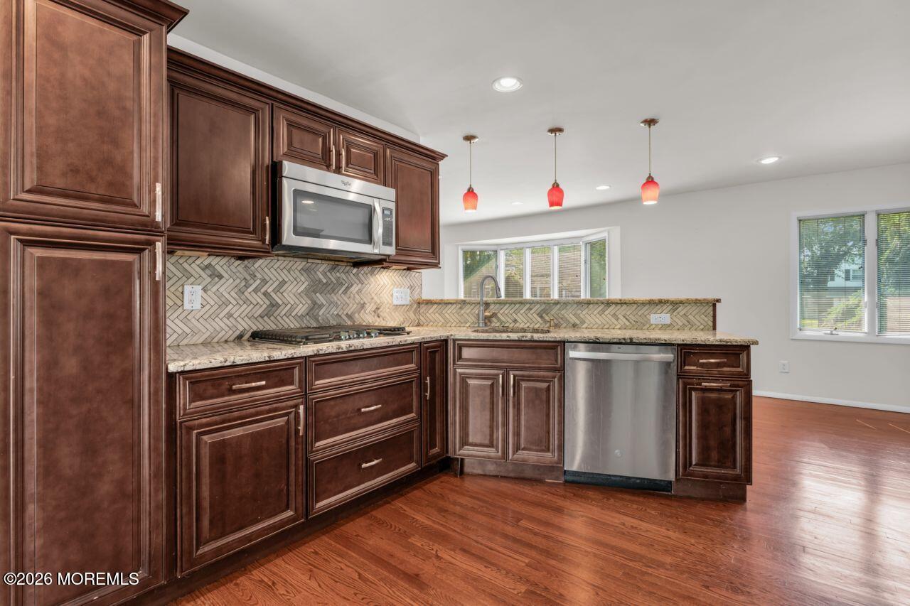 77 Schwinn Drive