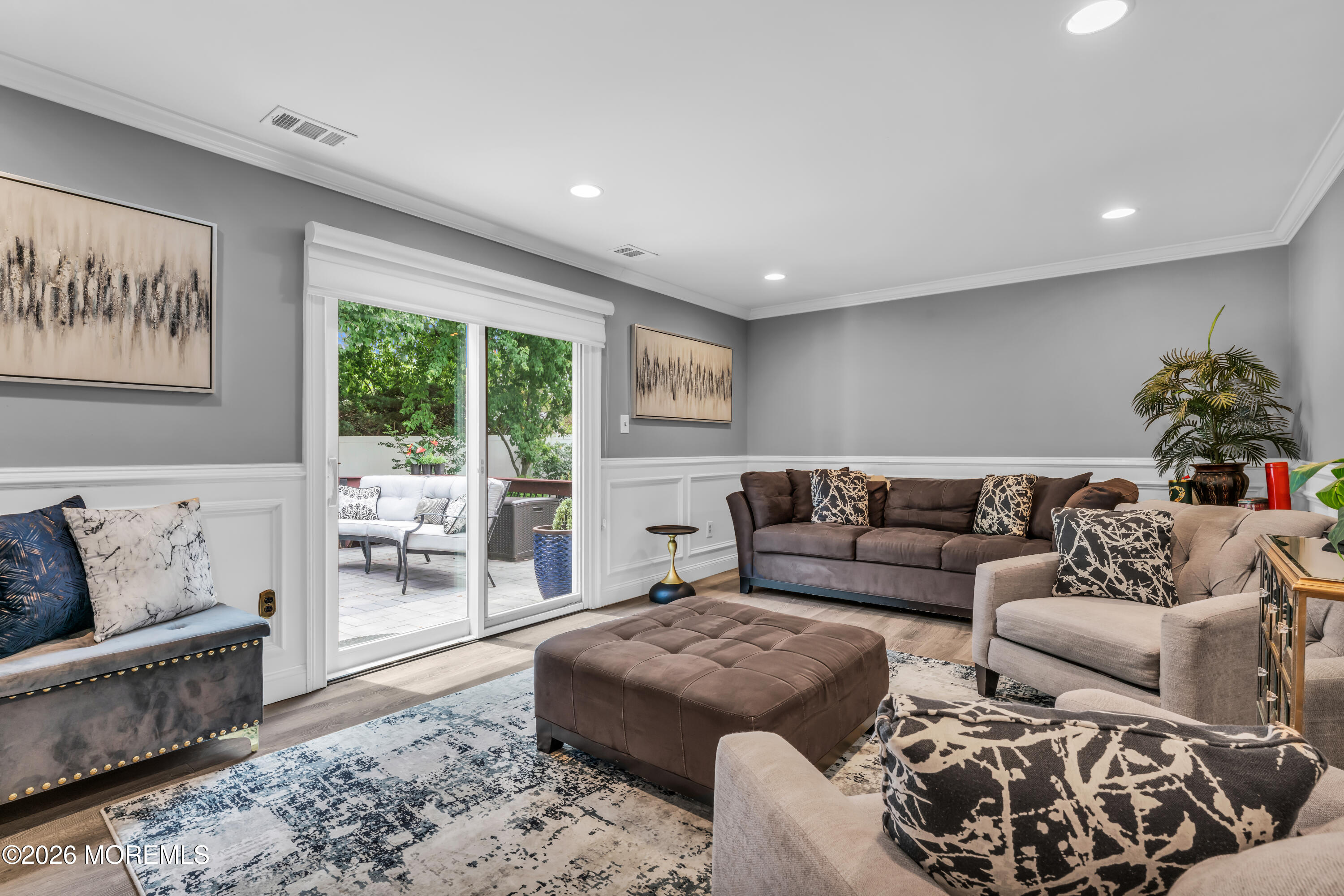 6 Tall Oaks Drive