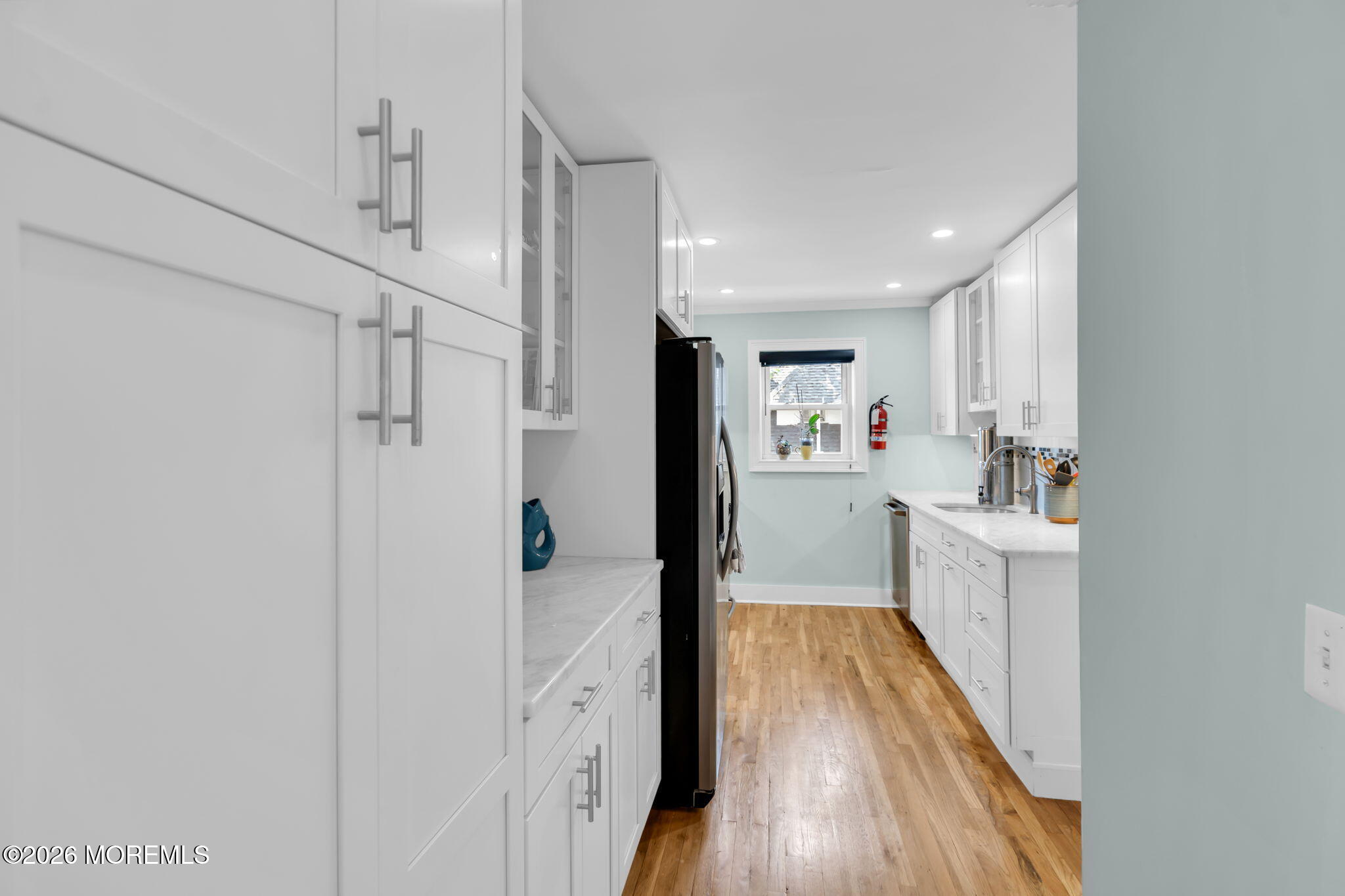 1211 Grand Avenue 2