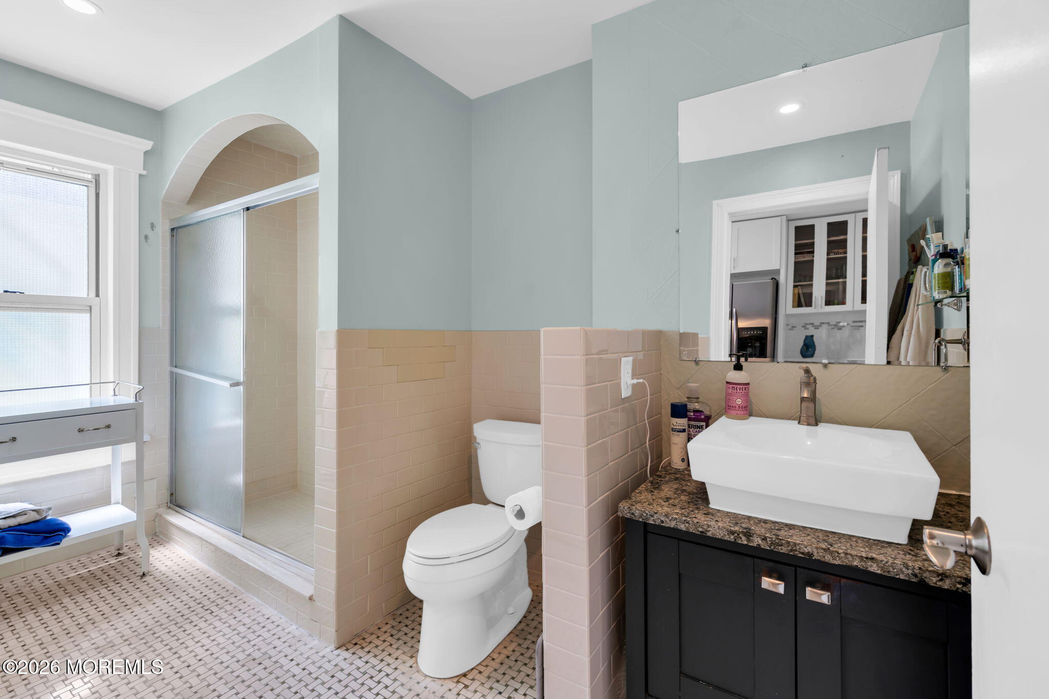 1211 Grand Avenue 2