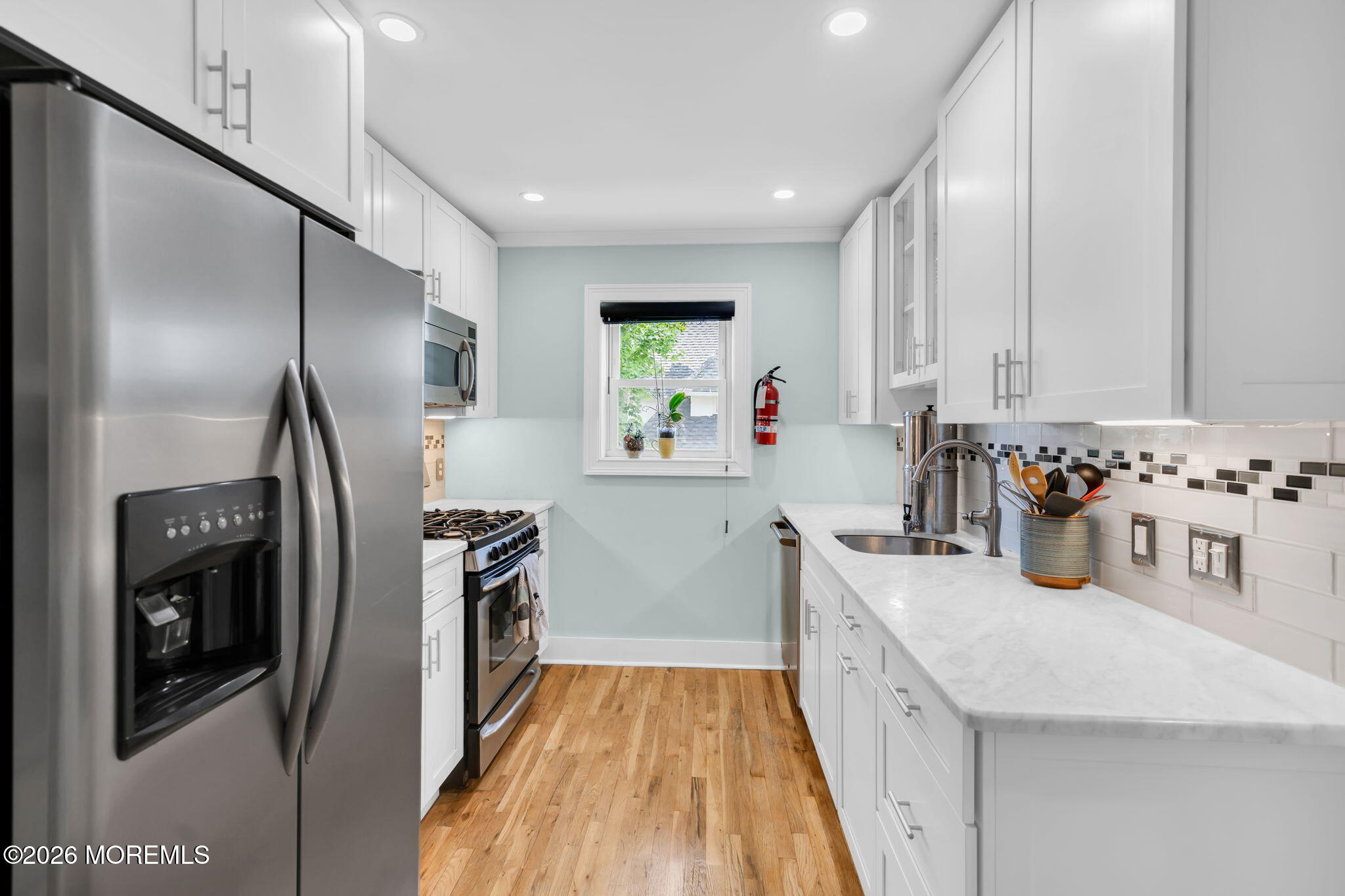1211 Grand Avenue 2