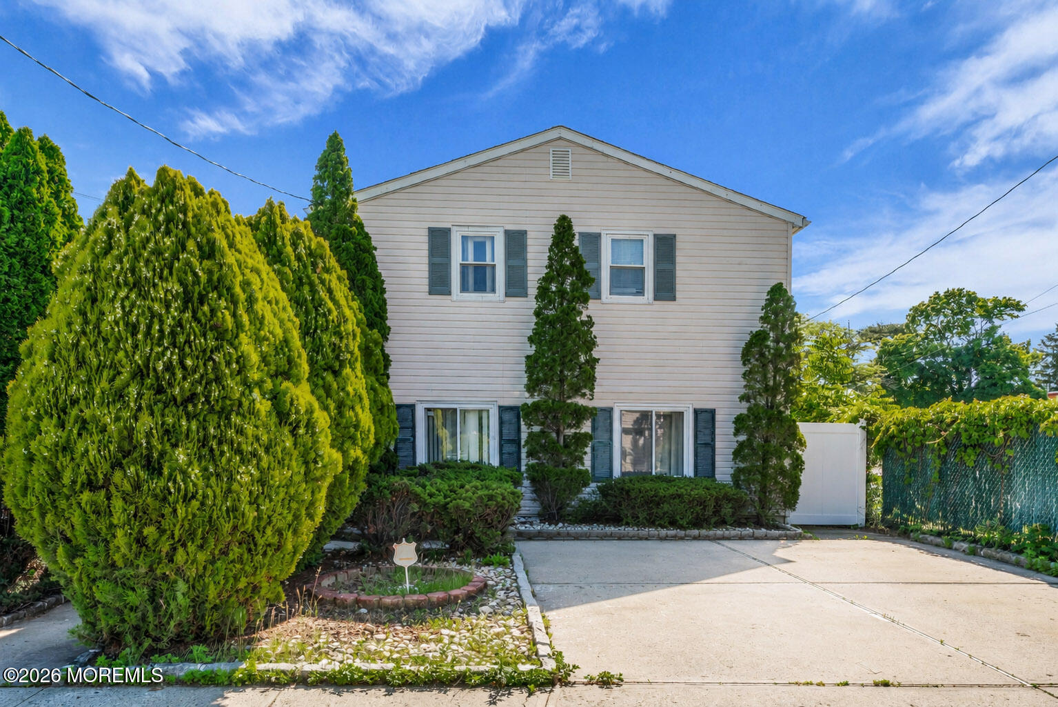 12 Jacobson Street