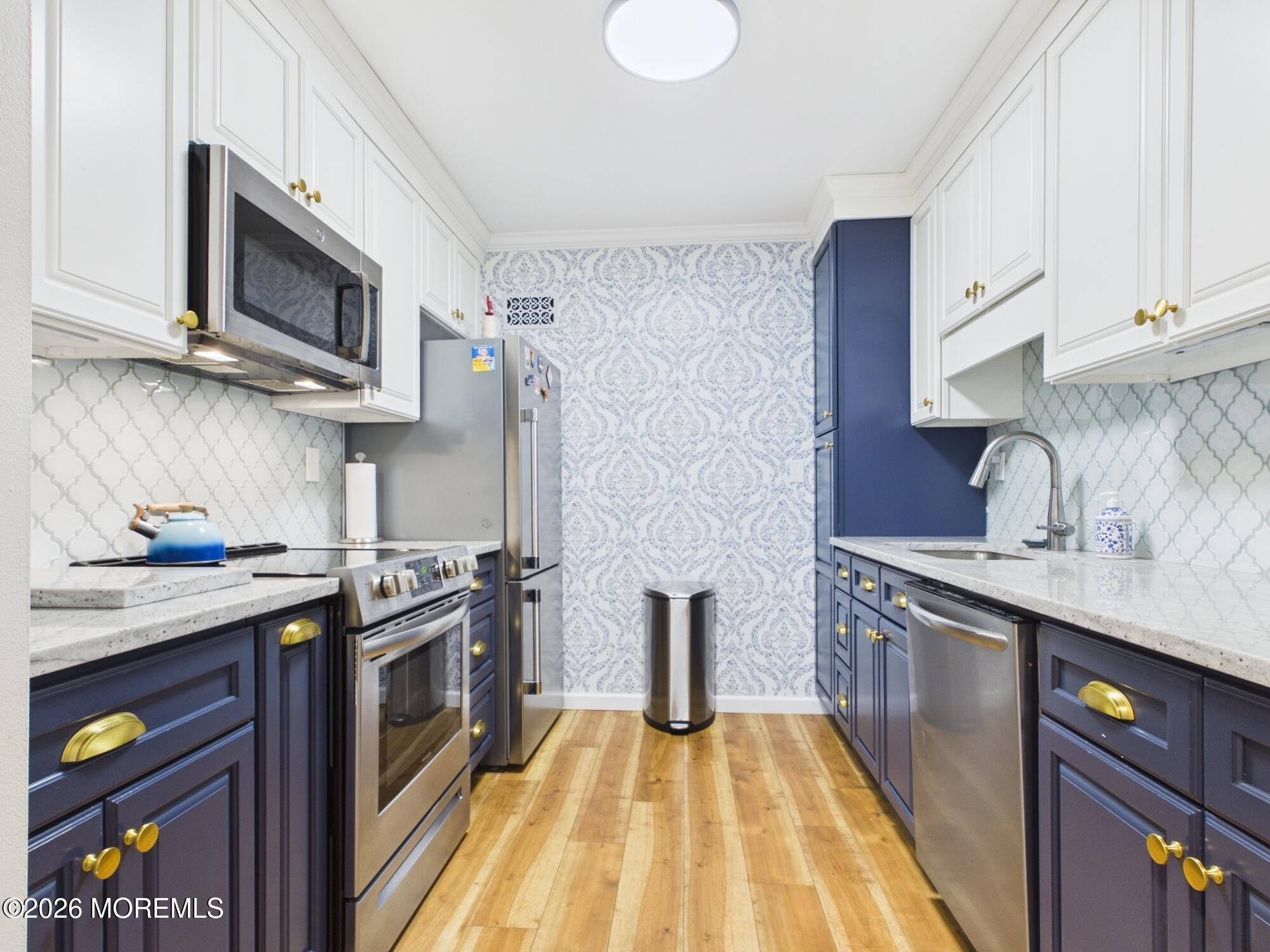 115 Curtis Avenue 2
