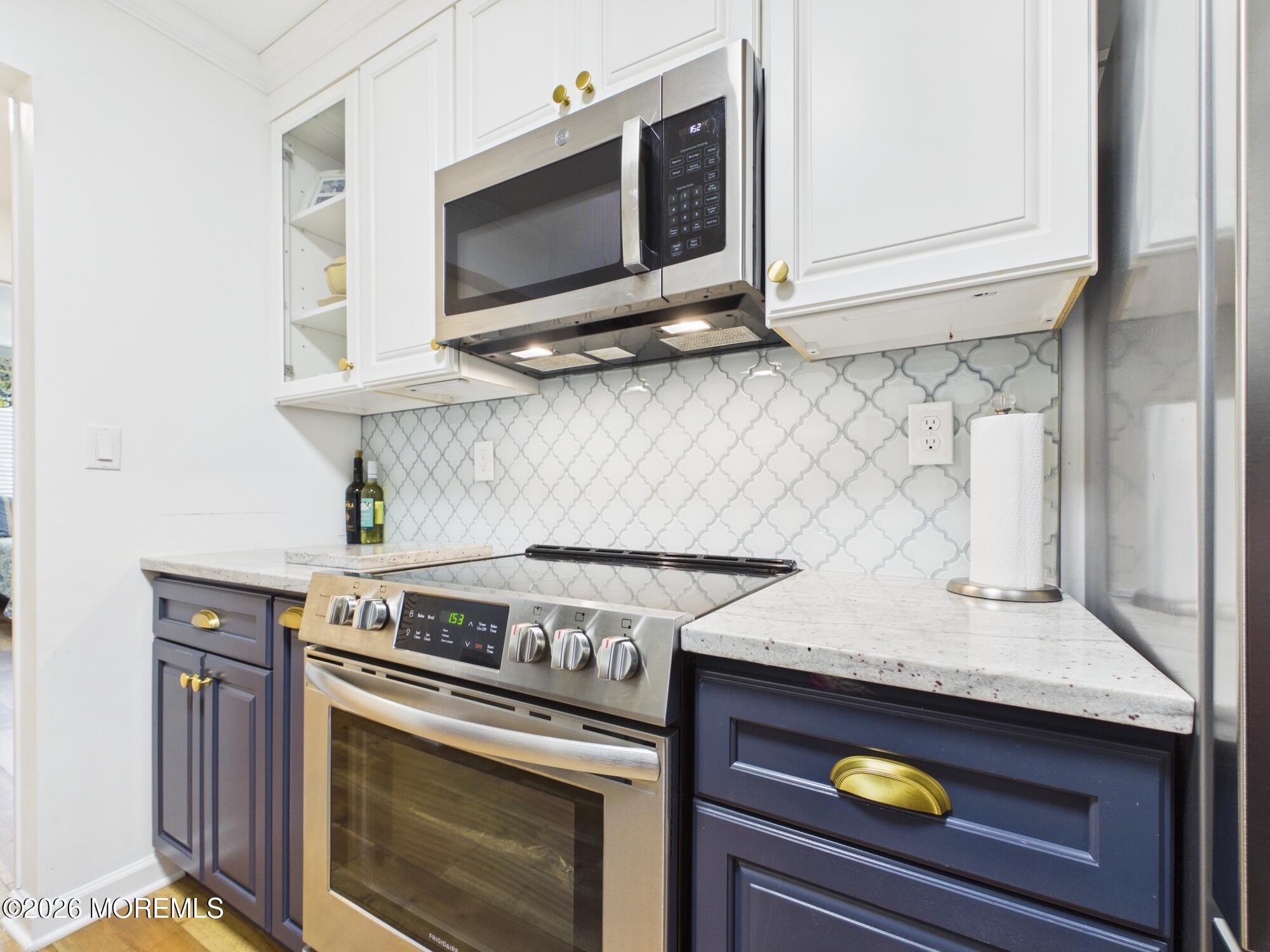 115 Curtis Avenue 2