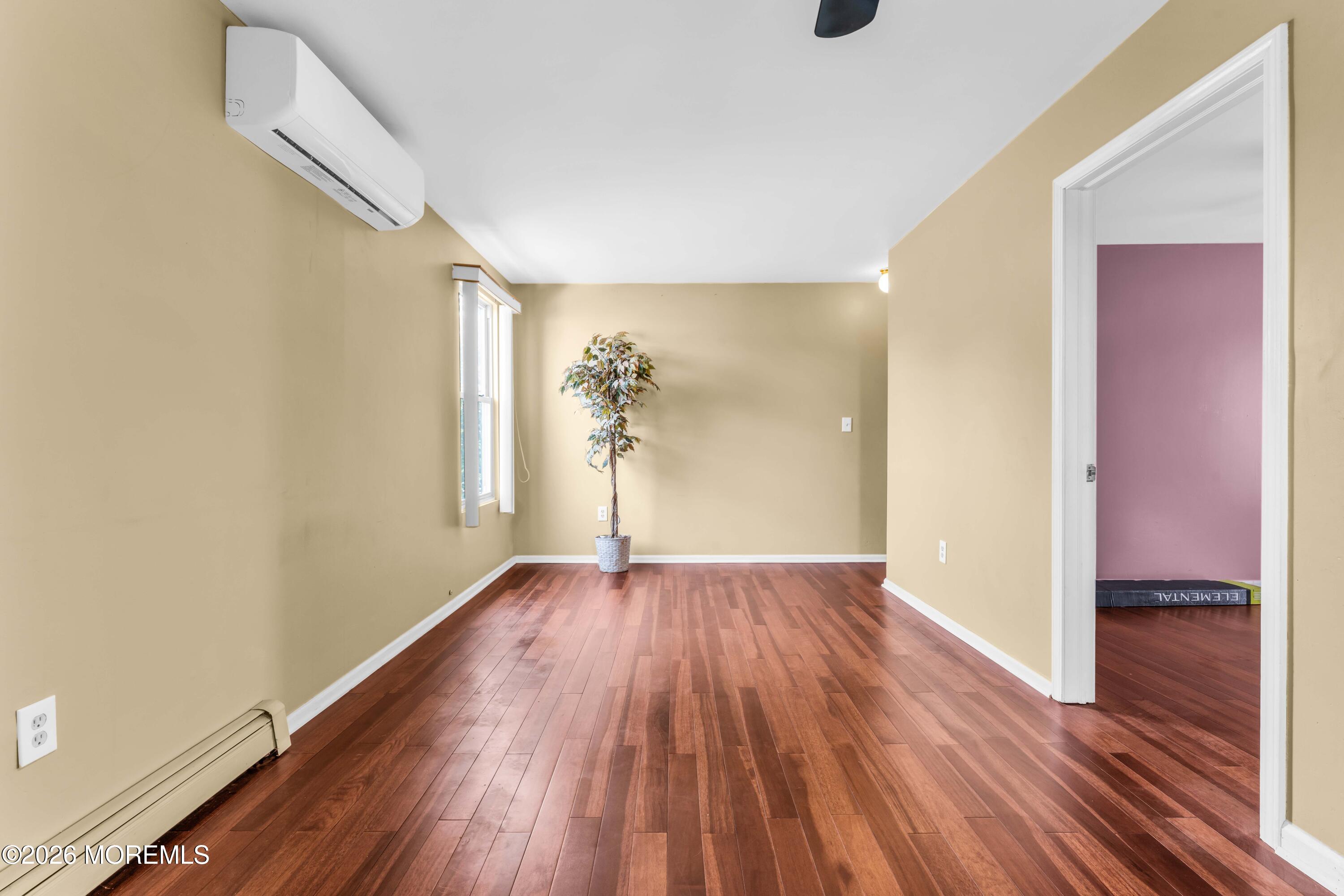 12 Jacobson Street