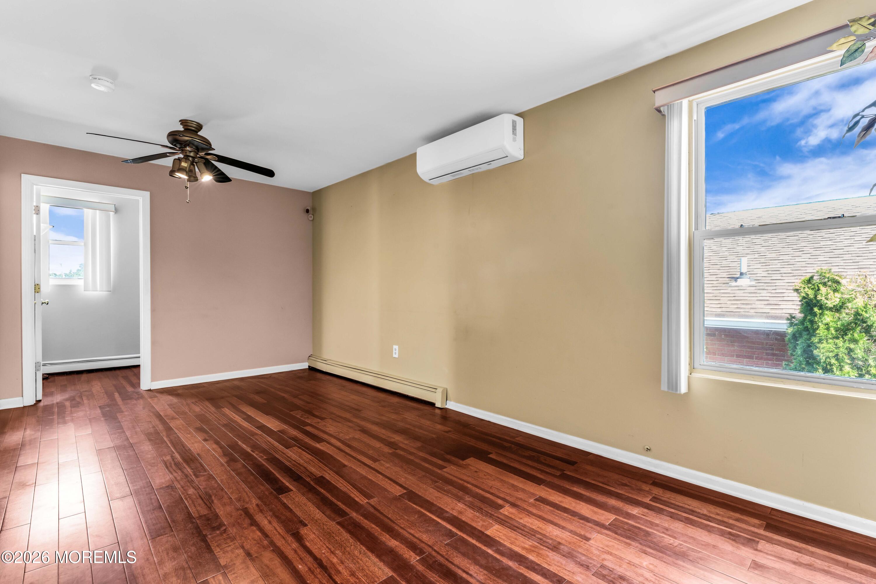 12 Jacobson Street