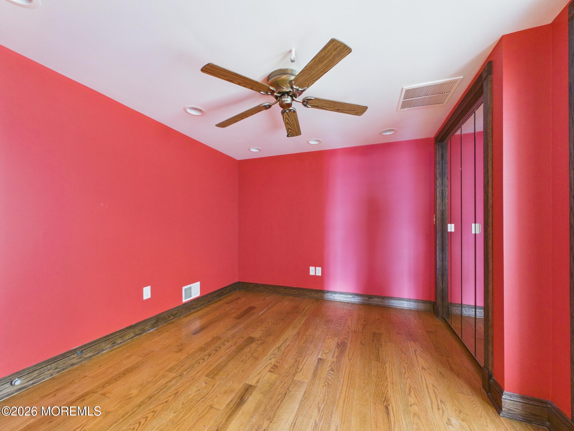 9 1/2 Embury Avenue