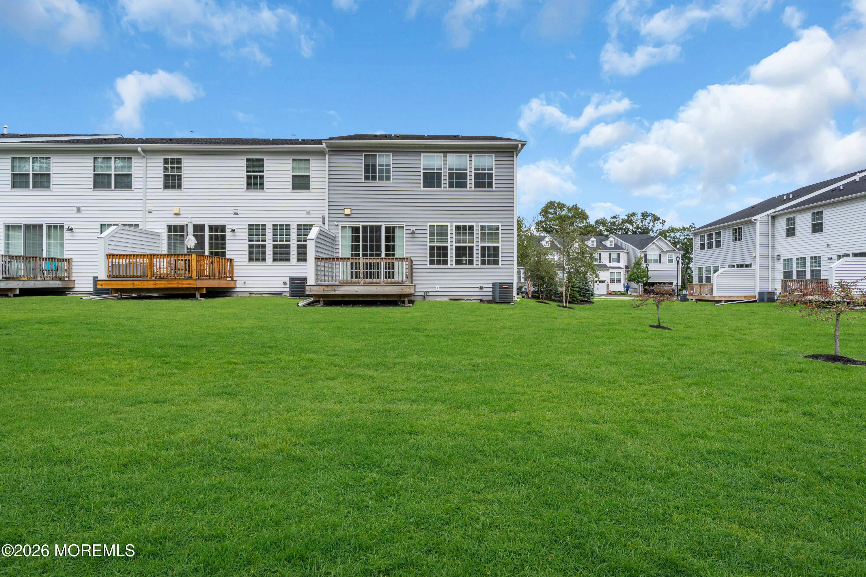 3443 Glen Oaks Lane