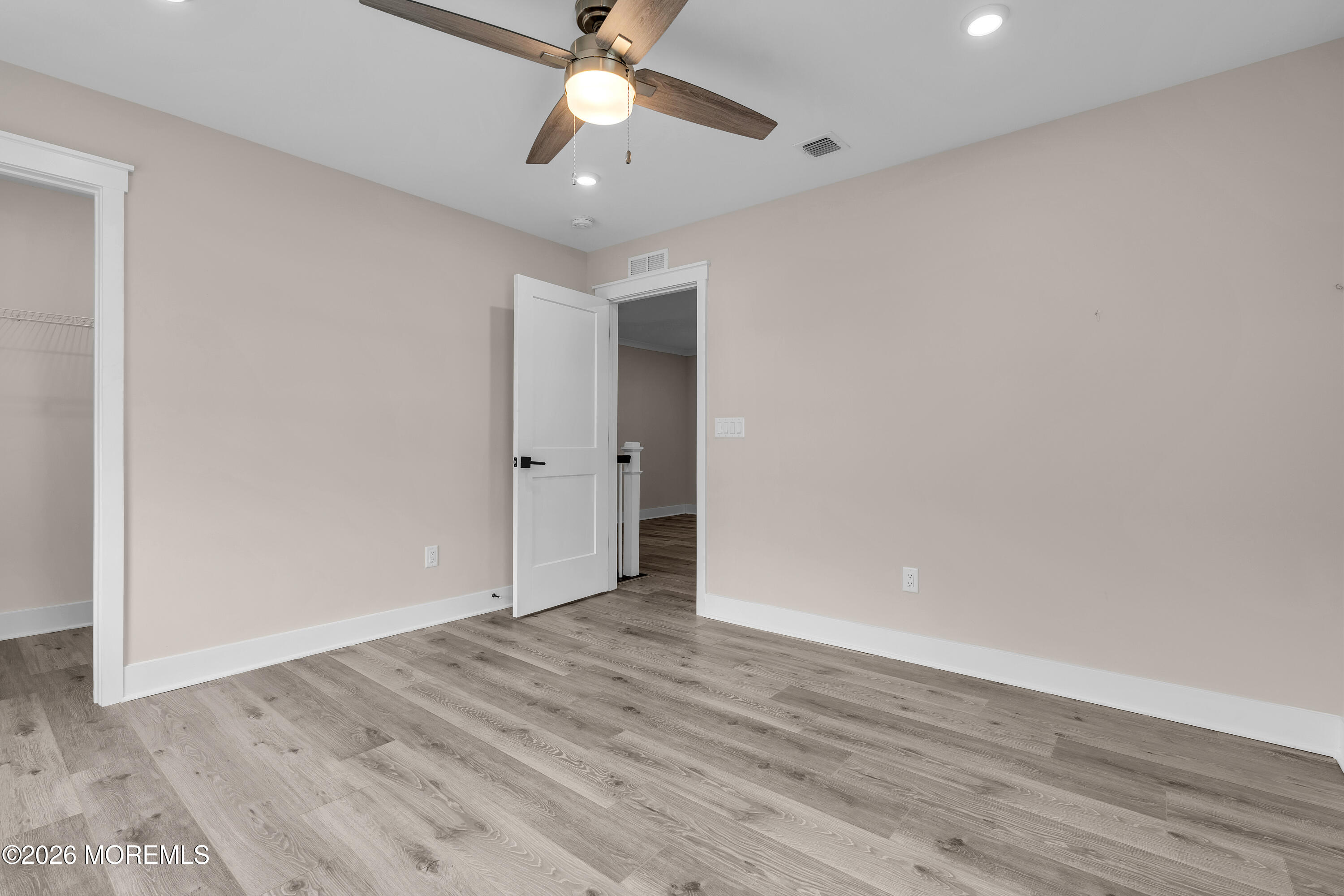 3443 Glen Oaks Lane