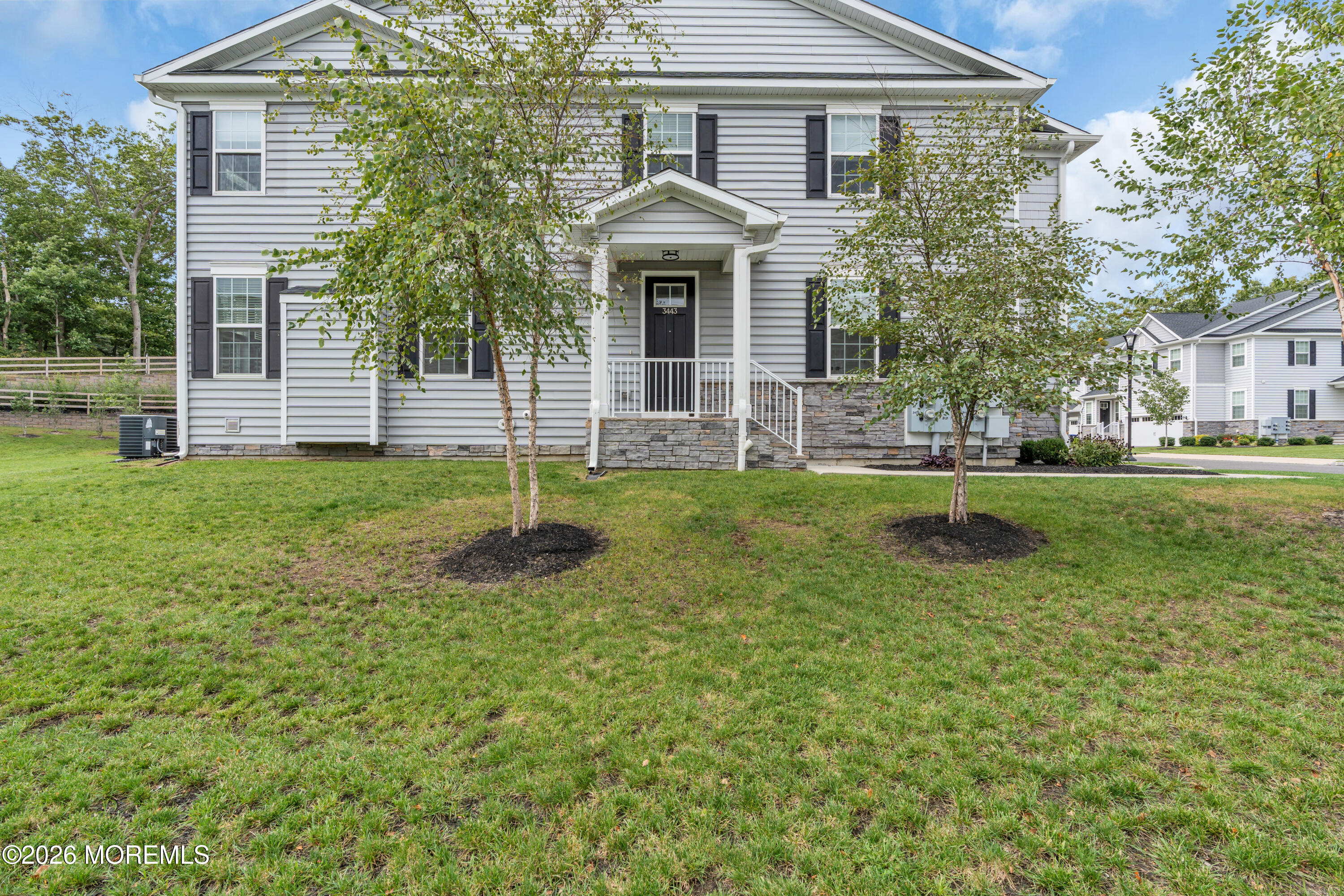3443 Glen Oaks Lane