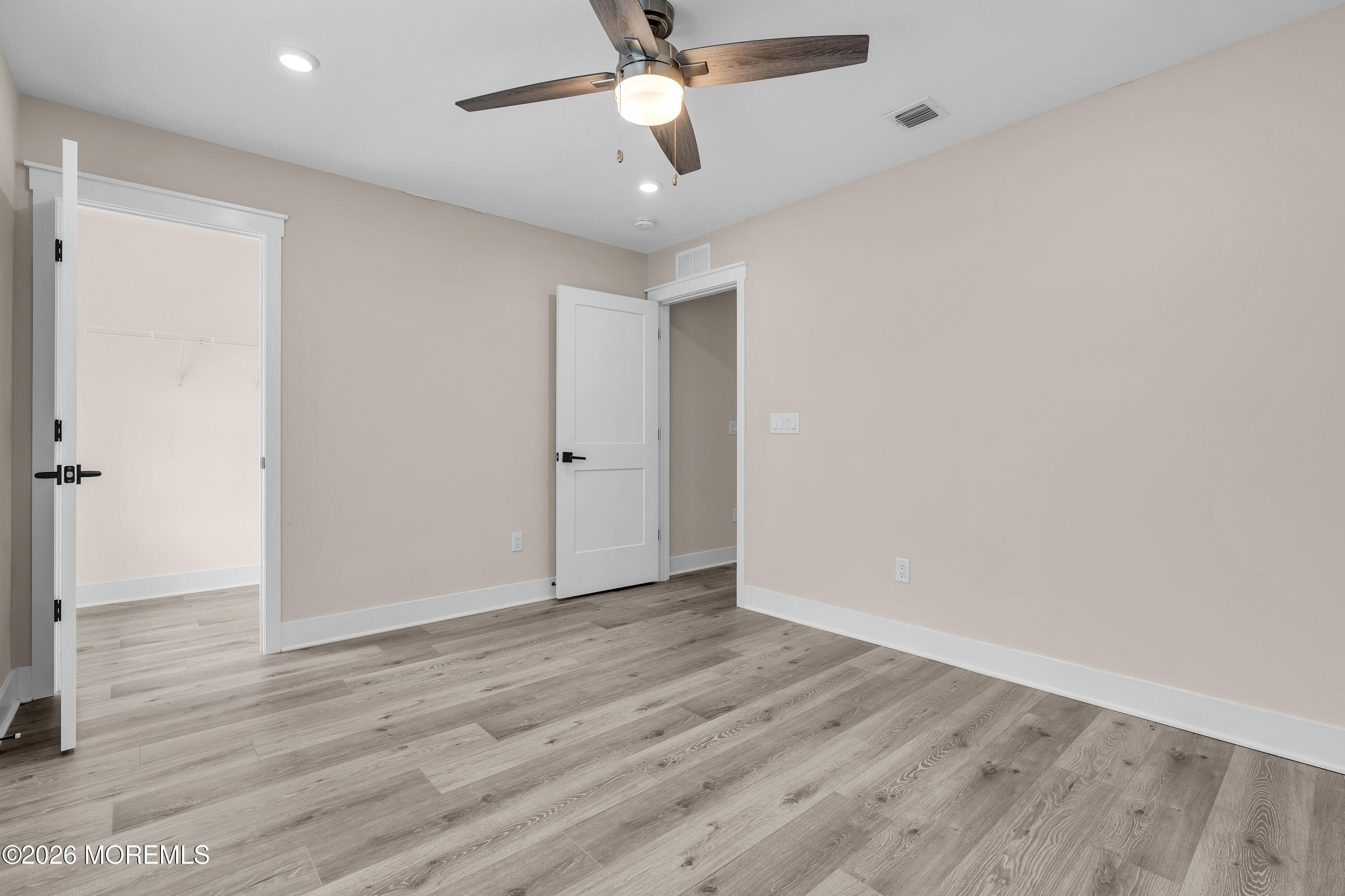 3443 Glen Oaks Lane