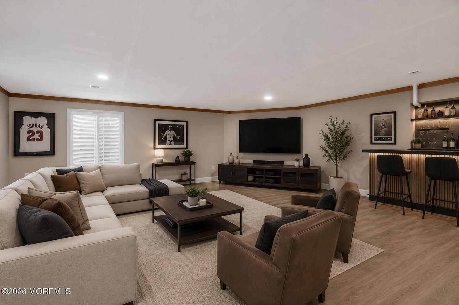 3443 Glen Oaks Lane