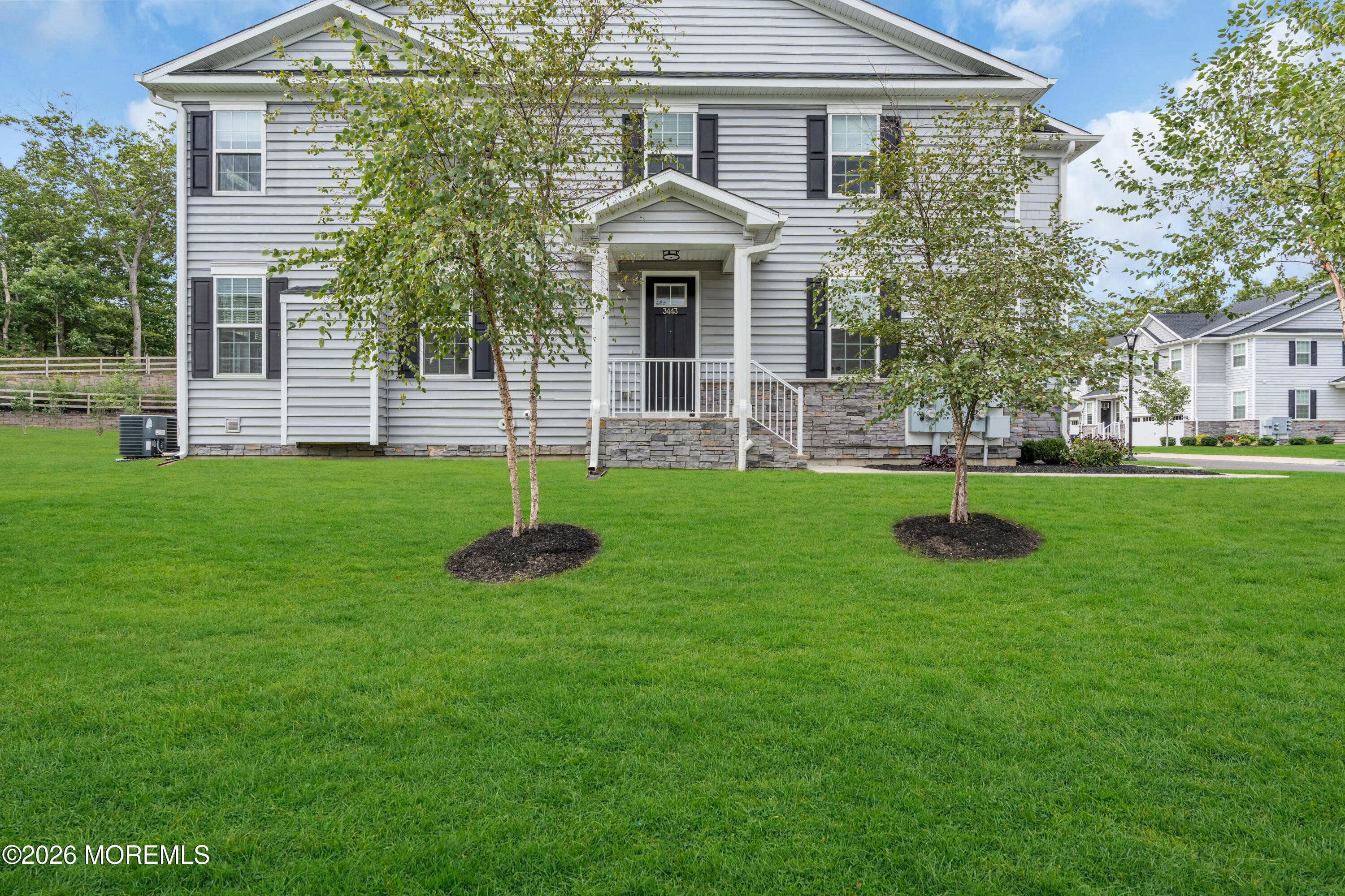 3443 Glen Oaks Lane