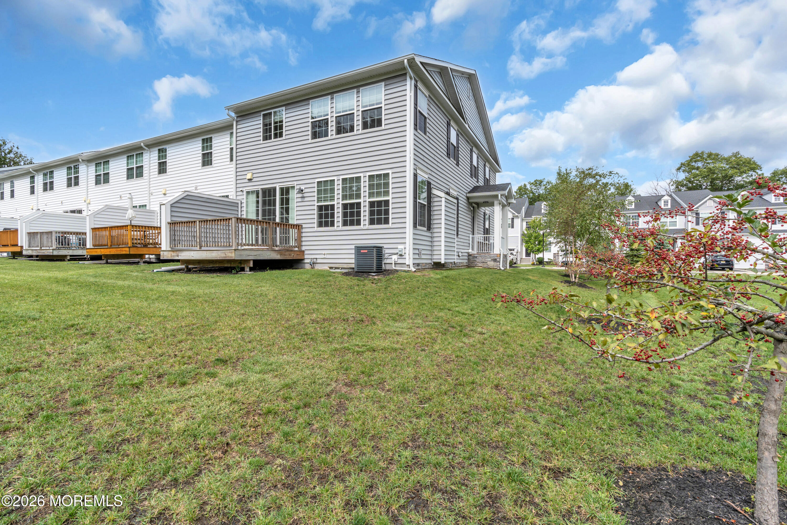 3443 Glen Oaks Lane