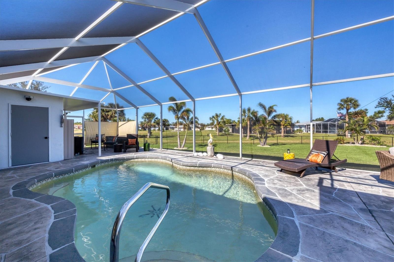 47 GOLFVIEW PL