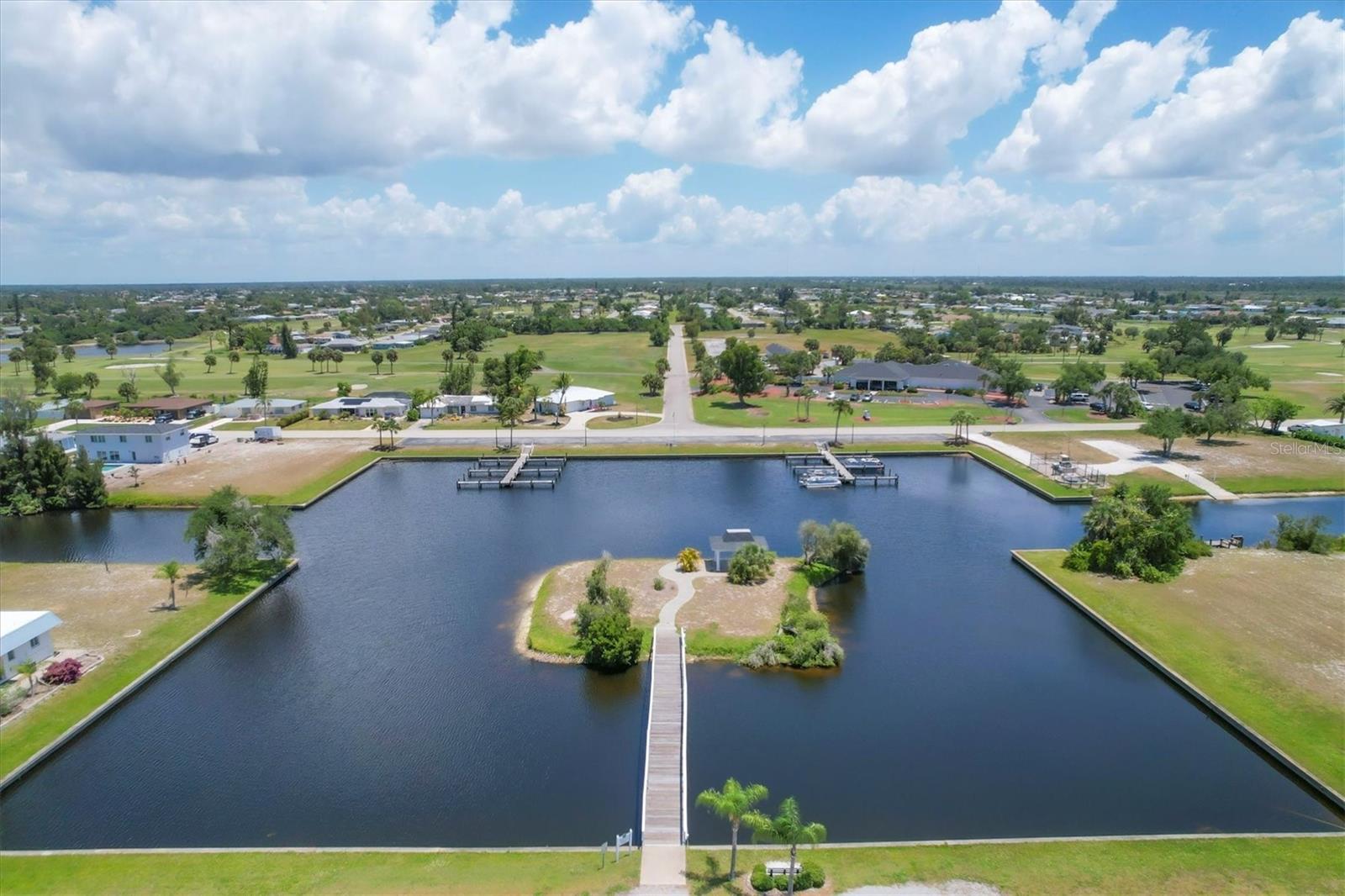 47 GOLFVIEW PL