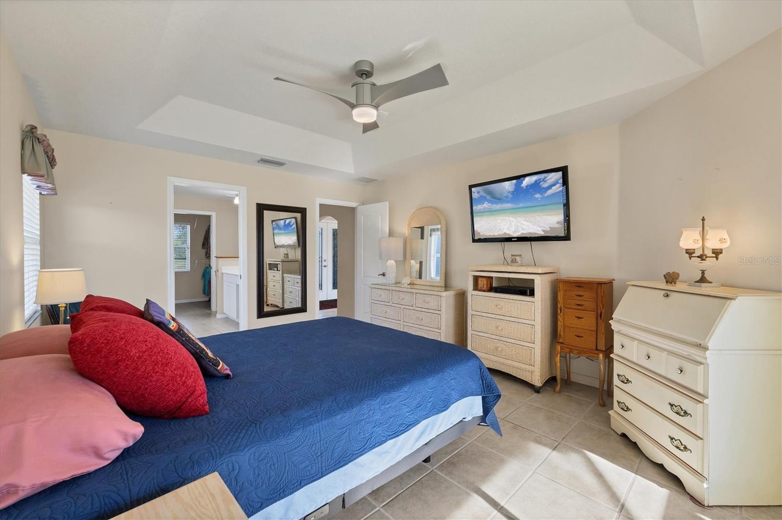 80 LONG MEADOW LN