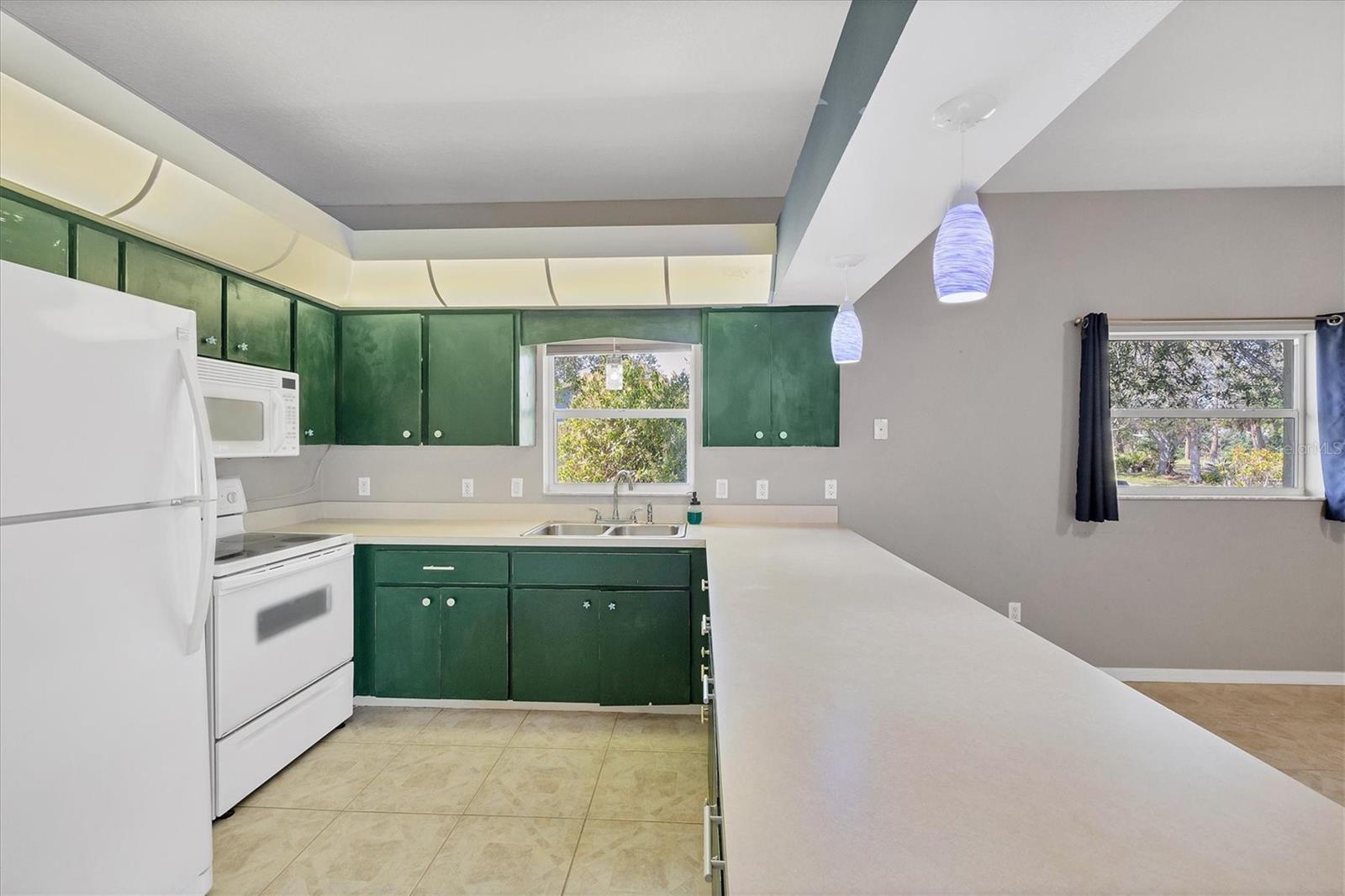 224 PINE GLEN CT