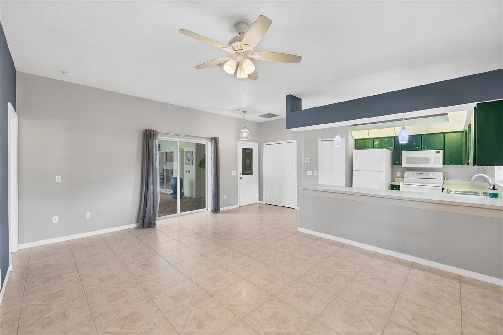 224 PINE GLEN CT