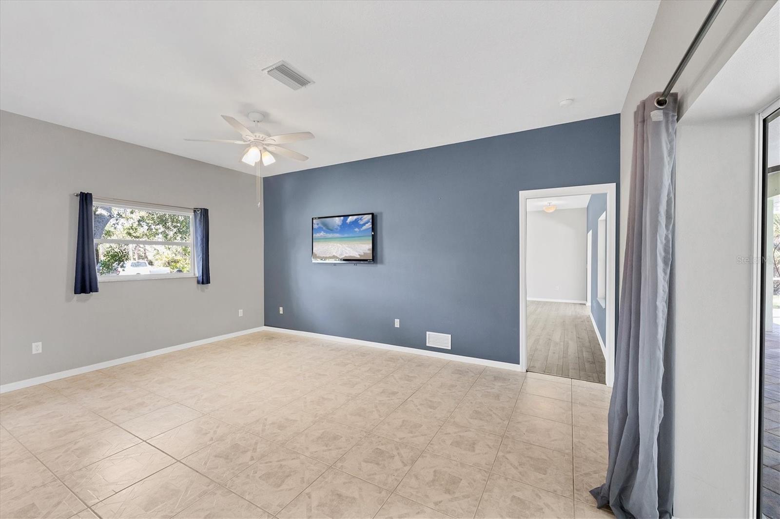224 PINE GLEN CT