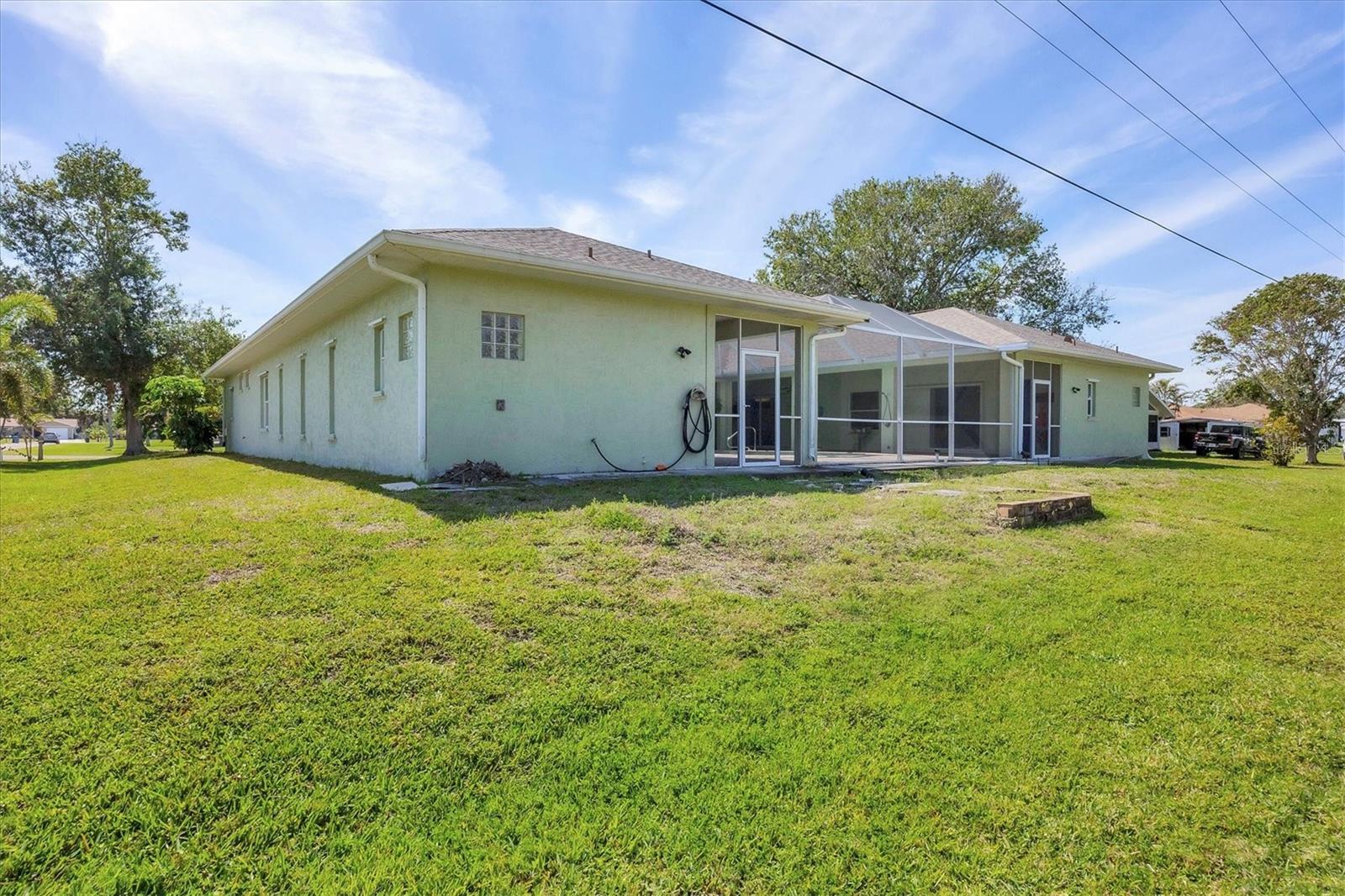 224 PINE GLEN CT
