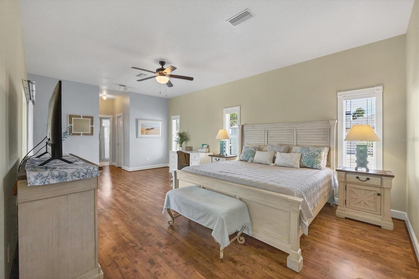 224 PINE GLEN CT