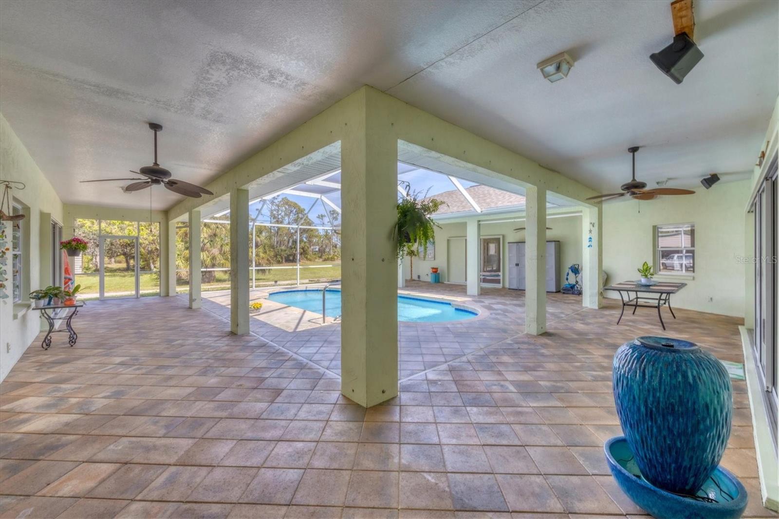 224 PINE GLEN CT