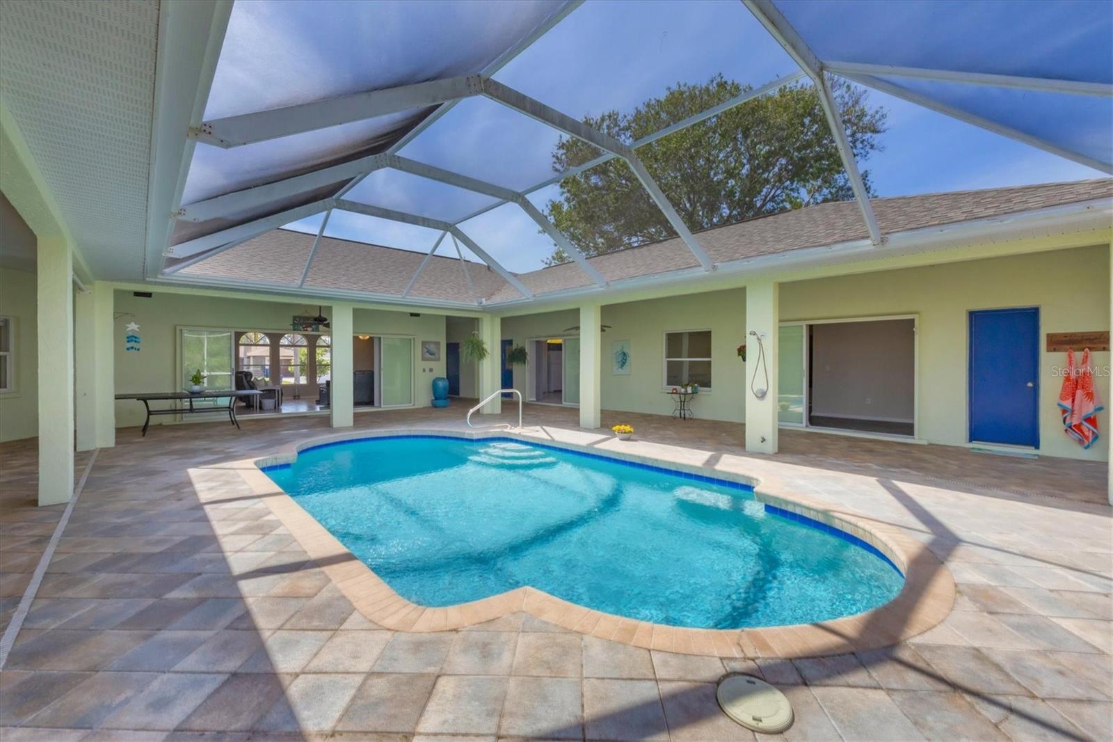 224 PINE GLEN CT