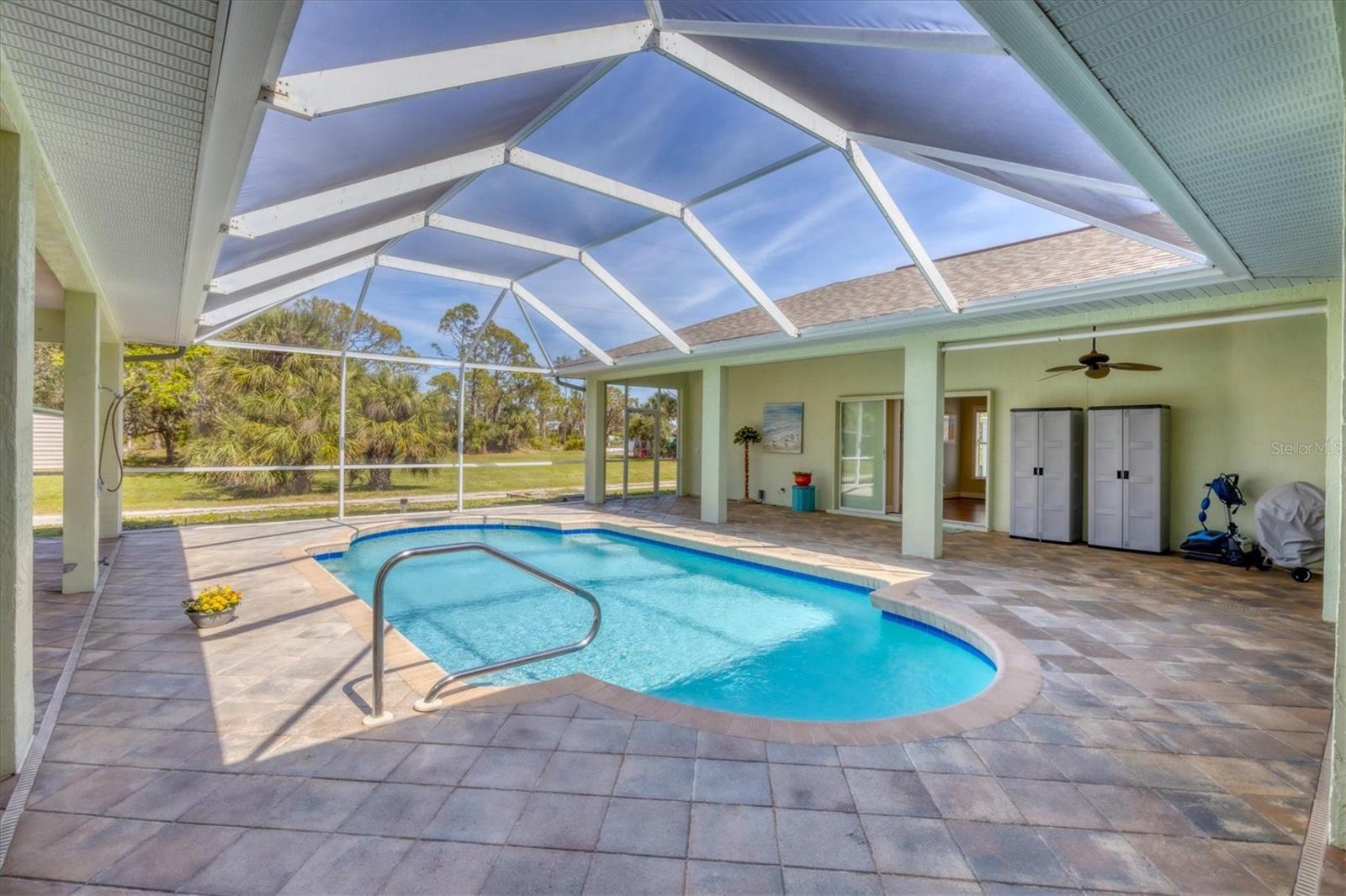 224 PINE GLEN CT