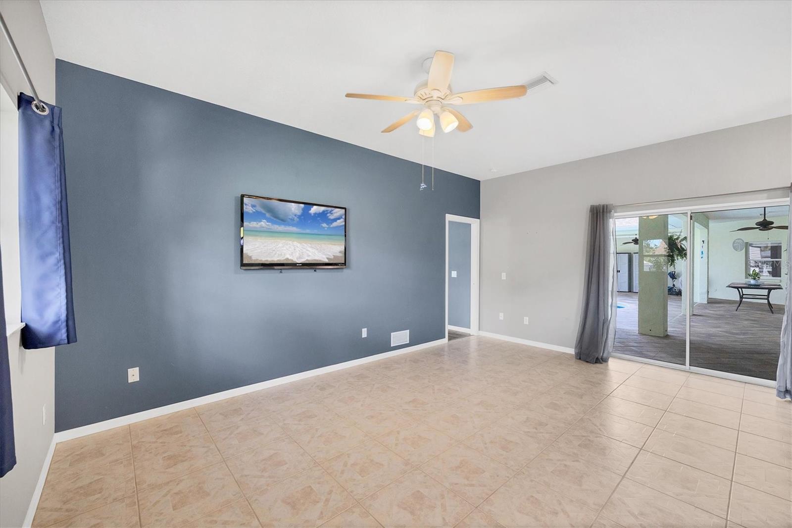 224 PINE GLEN CT