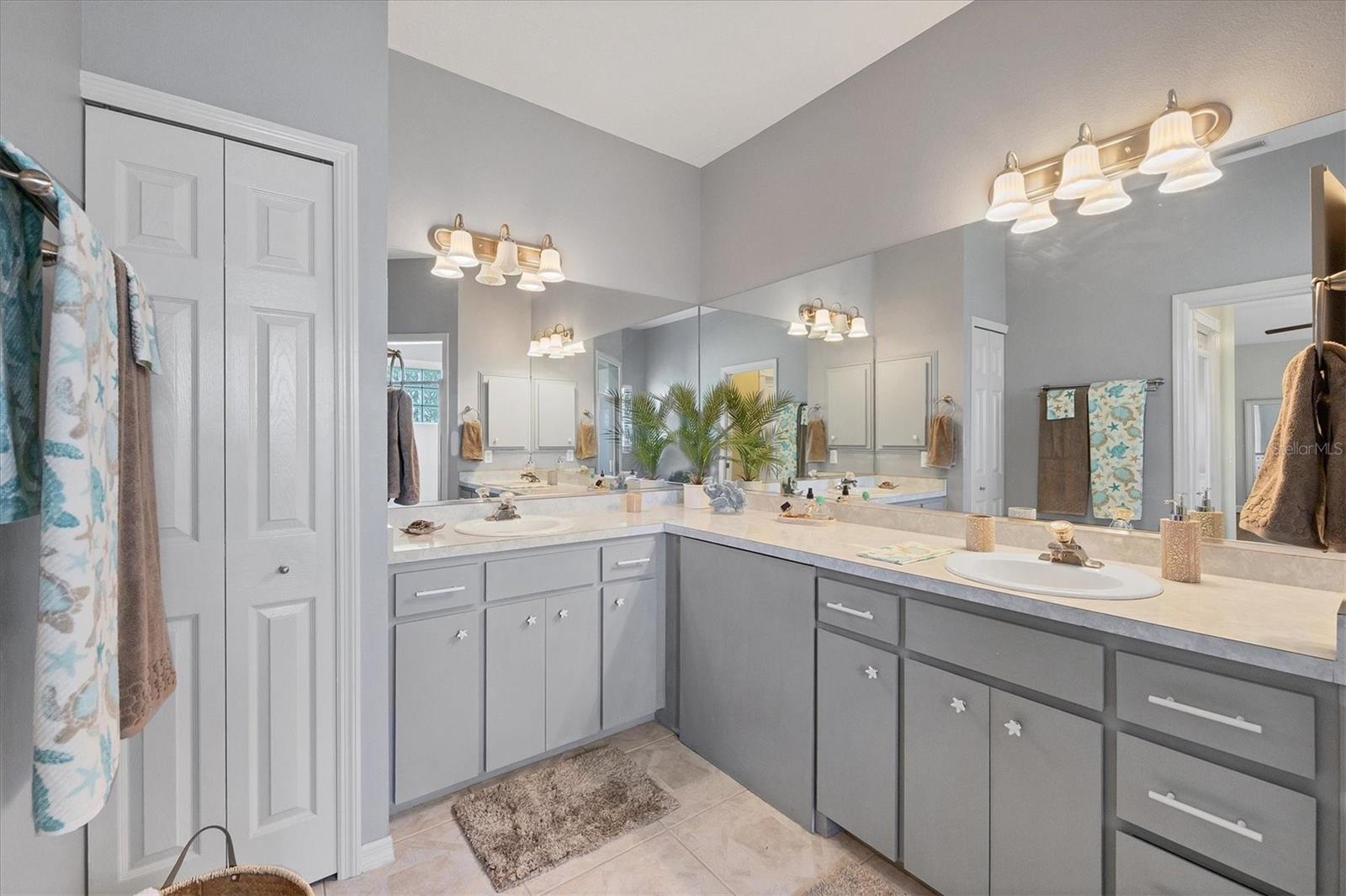 224 PINE GLEN CT