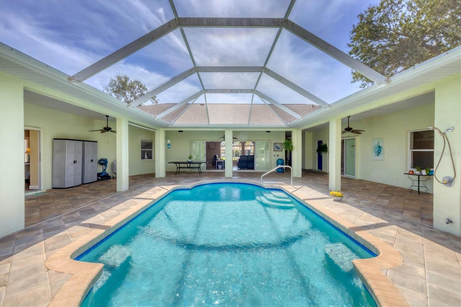 224 PINE GLEN CT
