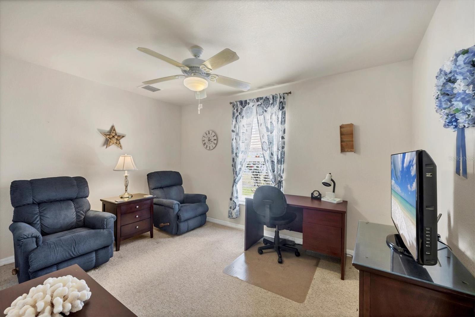 182 ROTONDA BLVD W #B