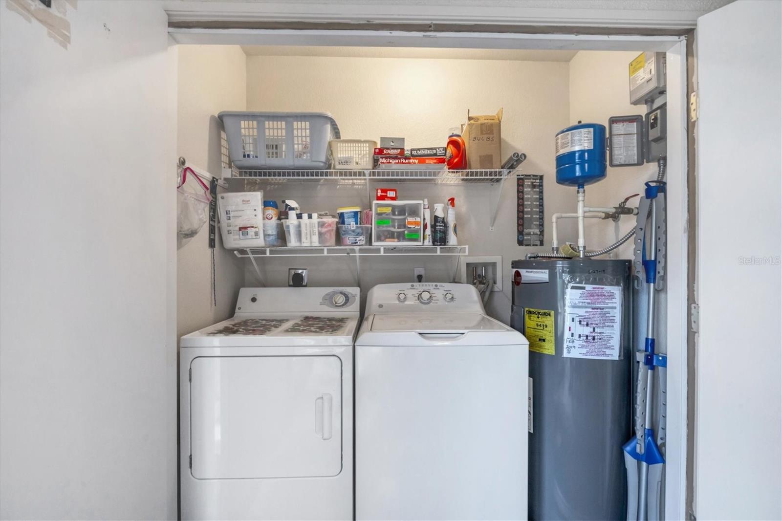 182 ROTONDA BLVD W #B