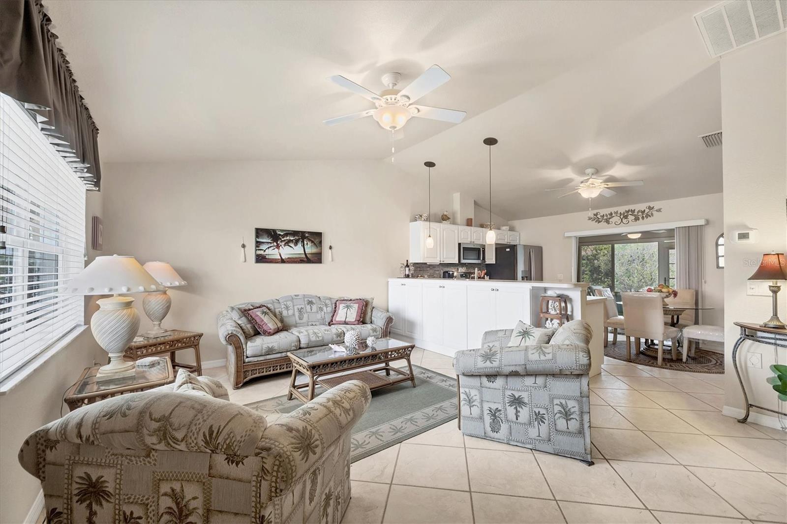 182 ROTONDA BLVD W #B