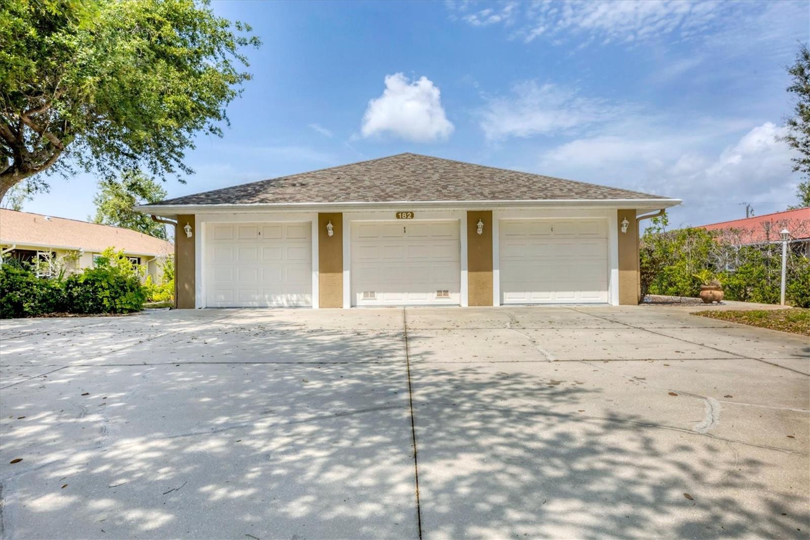 182 ROTONDA BLVD W #B